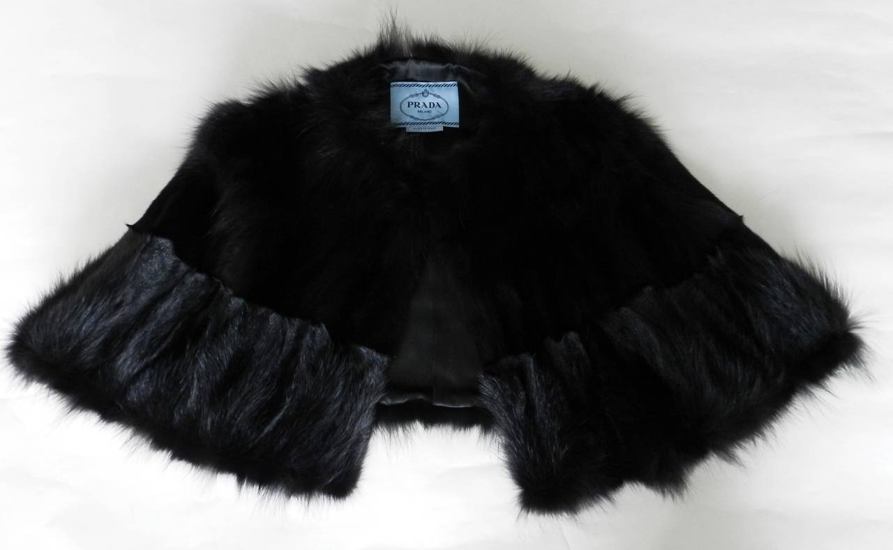 Prada Black Fox Fur Stole / Capelet In Excellent Condition In Toronto, ON