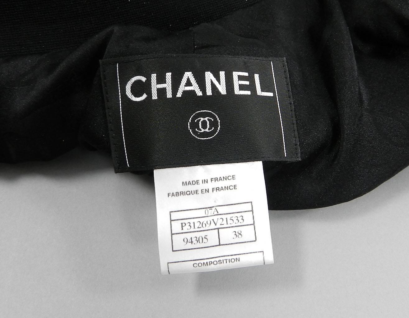 CHANEL 07A Black Wool Knit Jersey Jacket 3