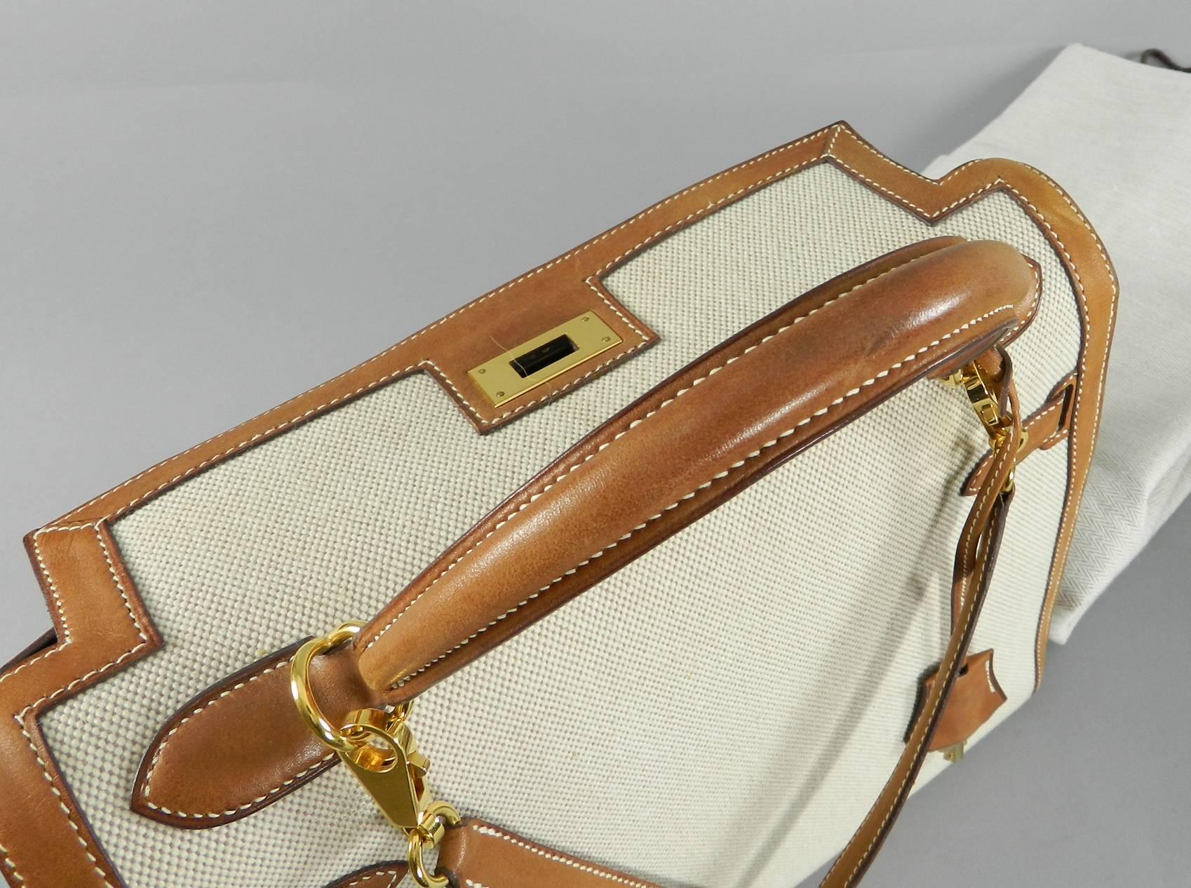 Hermes Kelly 32cm Sellier Barenia Natural and Toile Bi-Color Bag In Excellent Condition In Toronto, ON