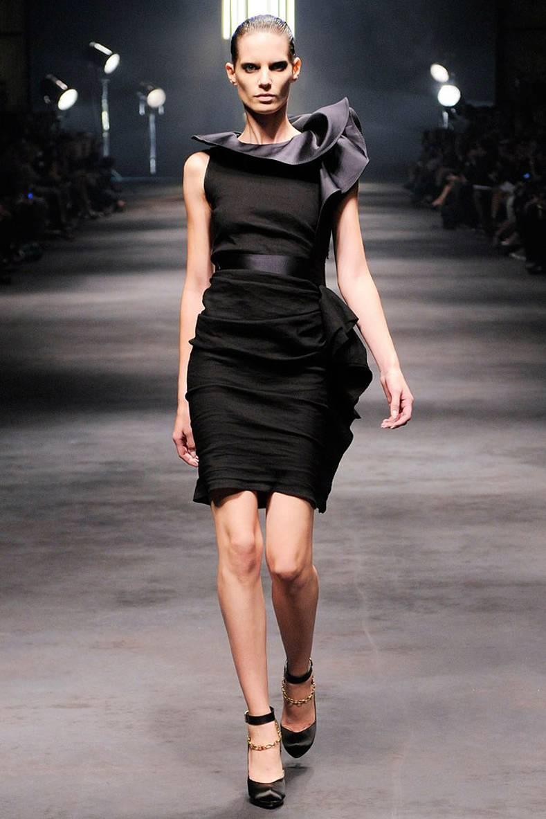 Lanvin Spring / Summer 2010 runway dress by Alber Elbaz. Body is a stretchy tube dress design with metal side zipper, cut-out at back, and dramatic ruffle trim. Excellent pre-owned condition. Tagged size FR 38 (about USA 4 - 6). To fit 34