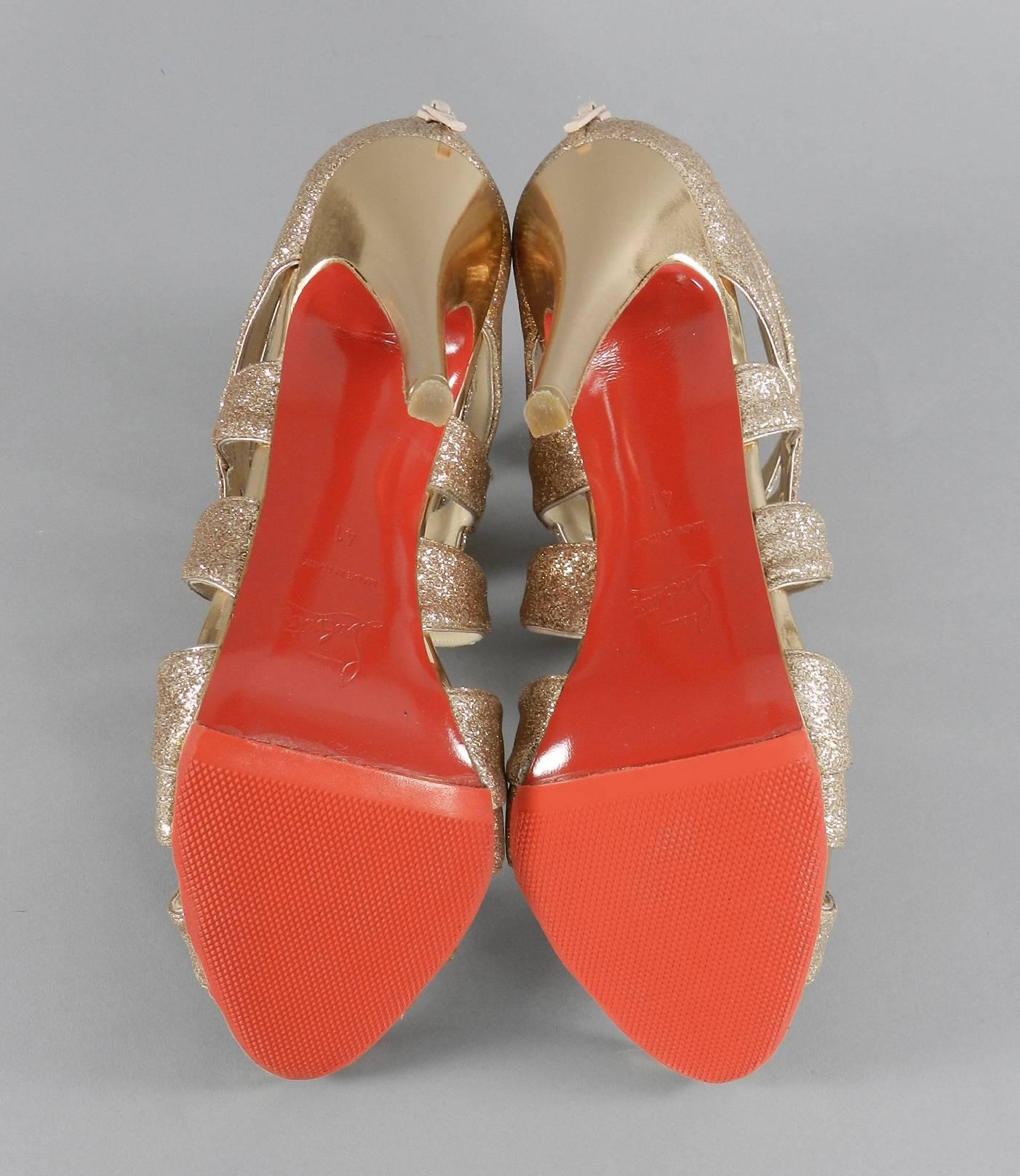 Christian Louboutin Balota Gold Glitter Gladiator Sandal Heels In New Condition In Toronto, ON
