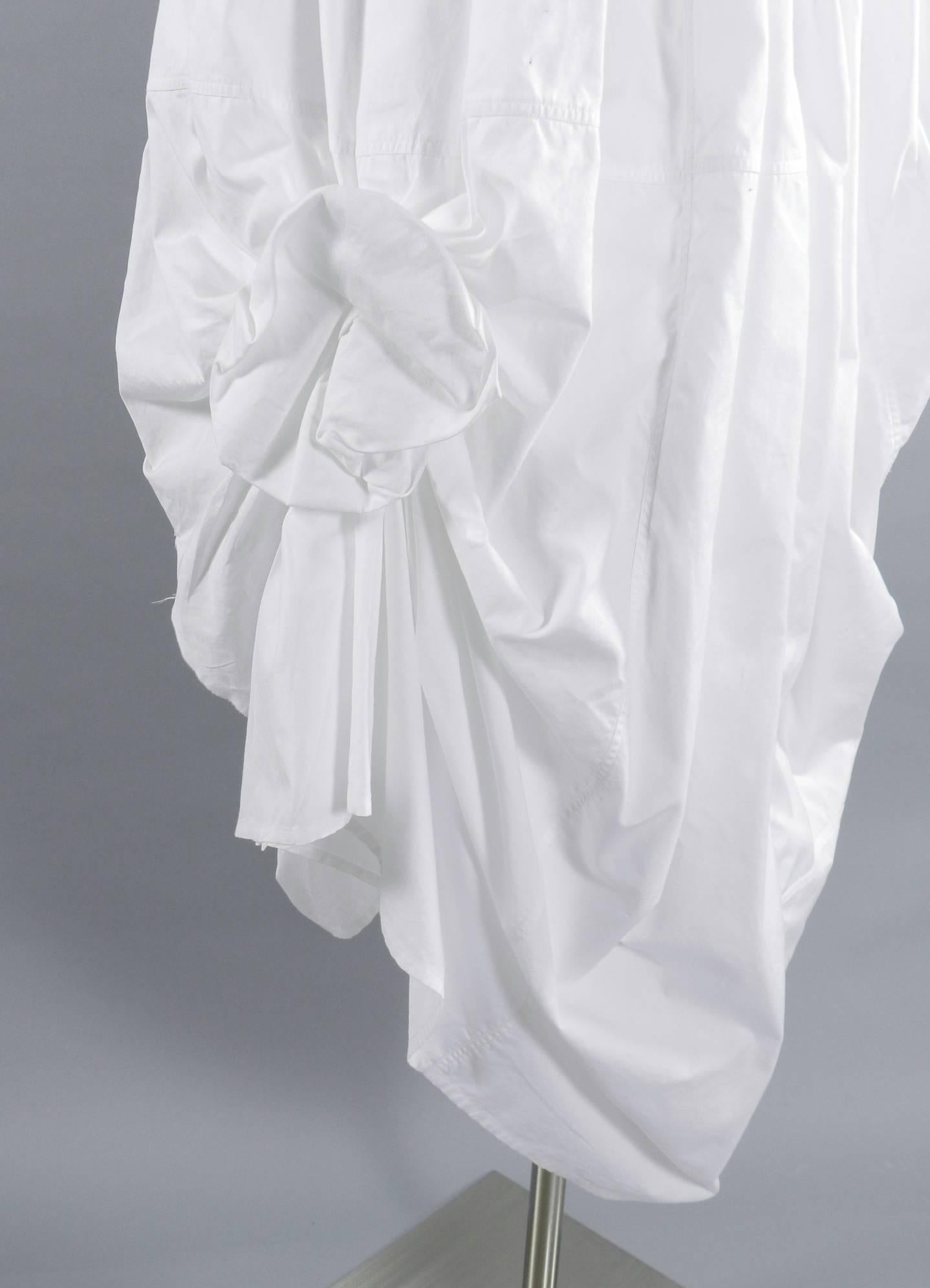 Women's Comme des Garcons White Cotton Skirt with Rosettes
