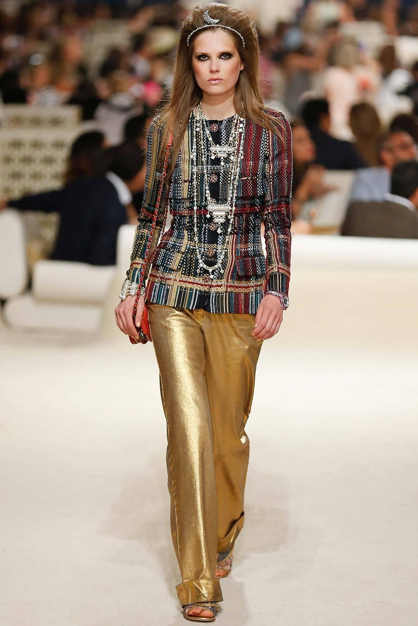 Chanel 15C 2015 resort Paris Dubai runway collection jacket. Two piece fantasy tweed ensemble including a vest and crop jacket that can be worn together or separately. Burgundy, black, navy, beige, red, and green tweed with carnelian red Gripox
