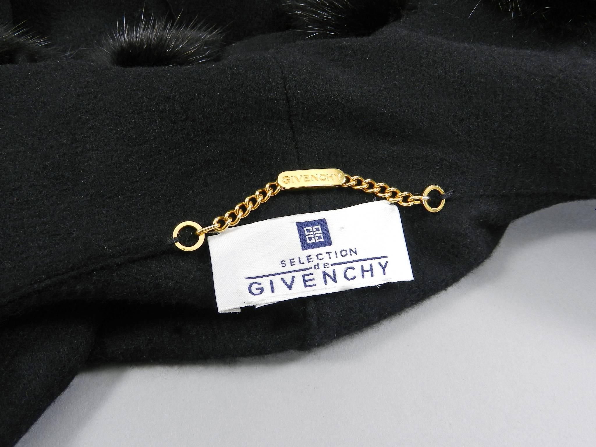 Women's Givenchy Vintage Black Wool Cape with Mink Trim