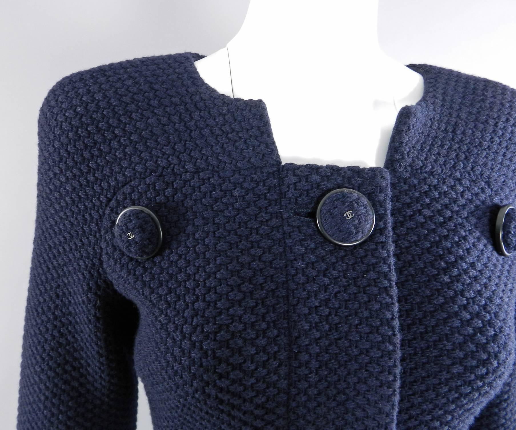 Women's Chanel 15B Navy Textured Wool Jacket with Buttons