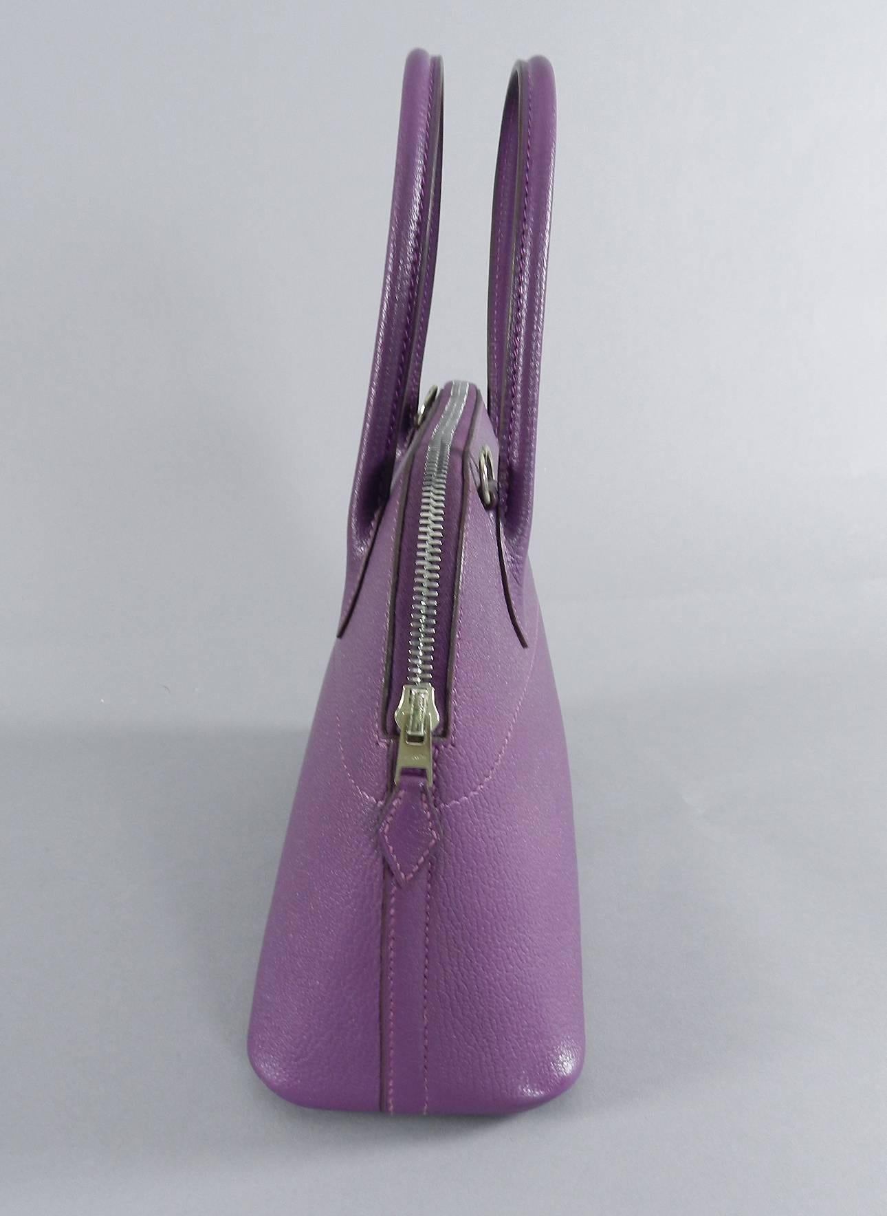 Hermes Violet Bolide 27 cm Bag In Excellent Condition In Toronto, ON