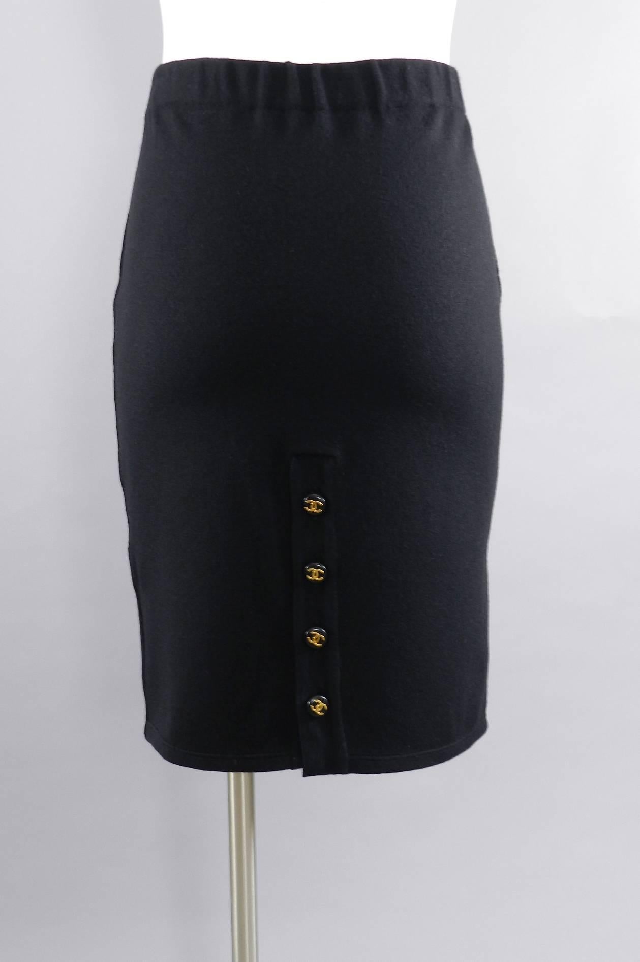 Chanel black knit jersey tube skirt with CC buttons 2