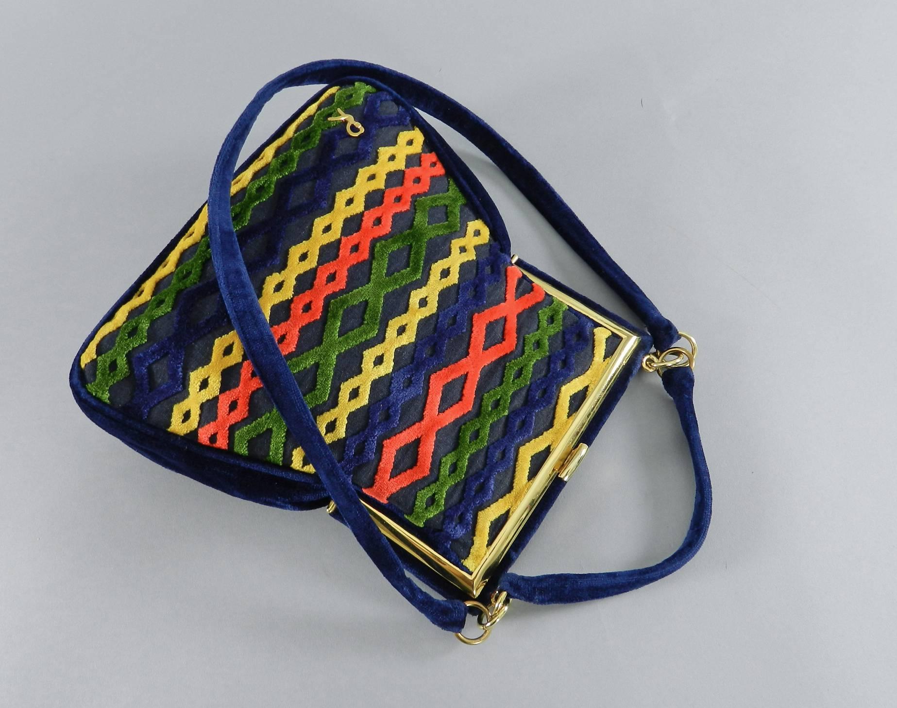 Vintage 1960's Roberta di Camerino cut velvet bag. Dark blue, yellow, green, red with goldtone metal hardware. Excellent clean vintage condition. Original vintage and not a modern re-issue. Body of bag measures about 10 x 10 x 2