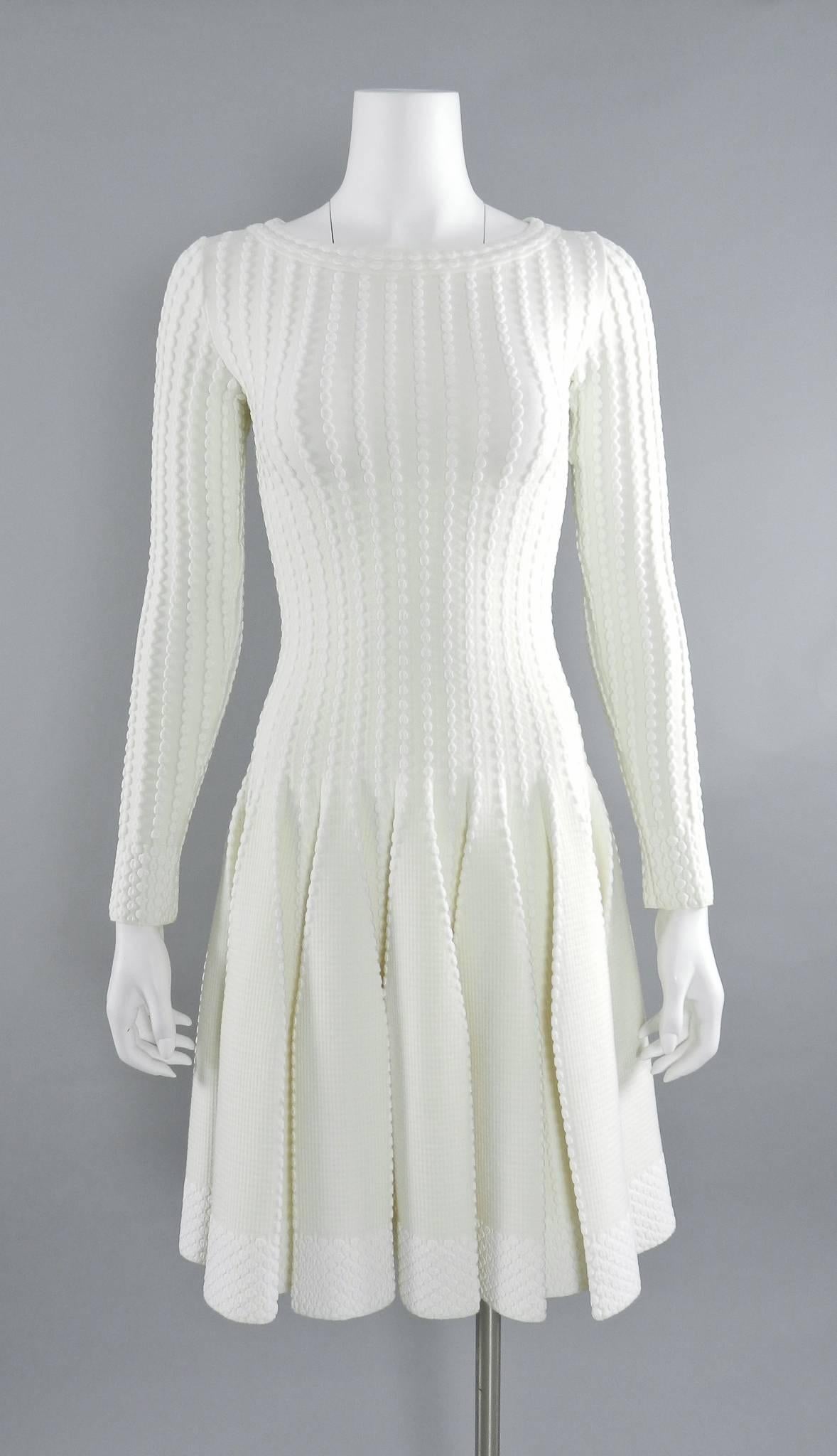 ALAIA Winter White / Ivory Long Sleeve Bodycon Fit and Flare Dress 2