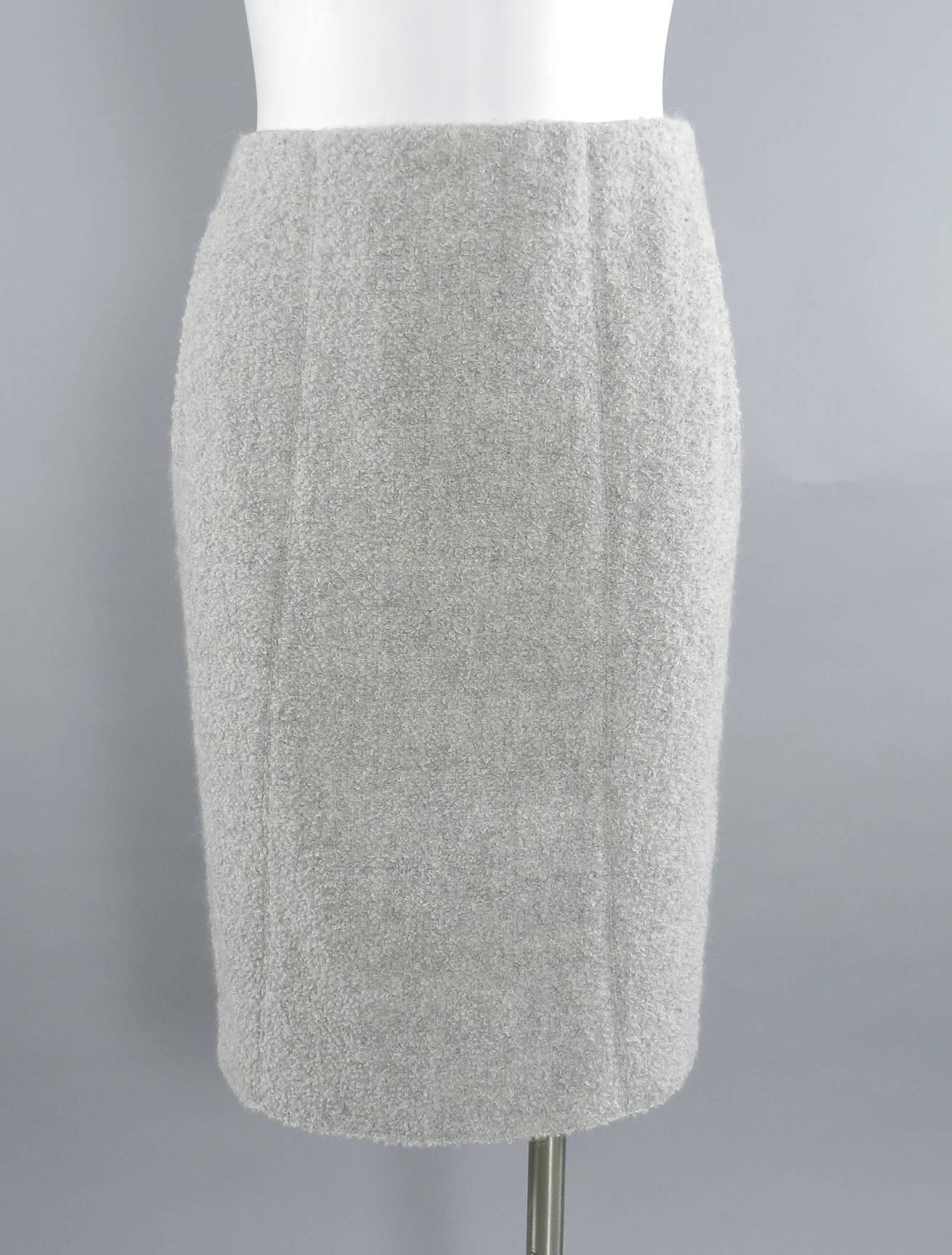 Women's Pierre Balmain Haute Couture by Oscar de la Renta Winter 2000 Grey Skirt Suit