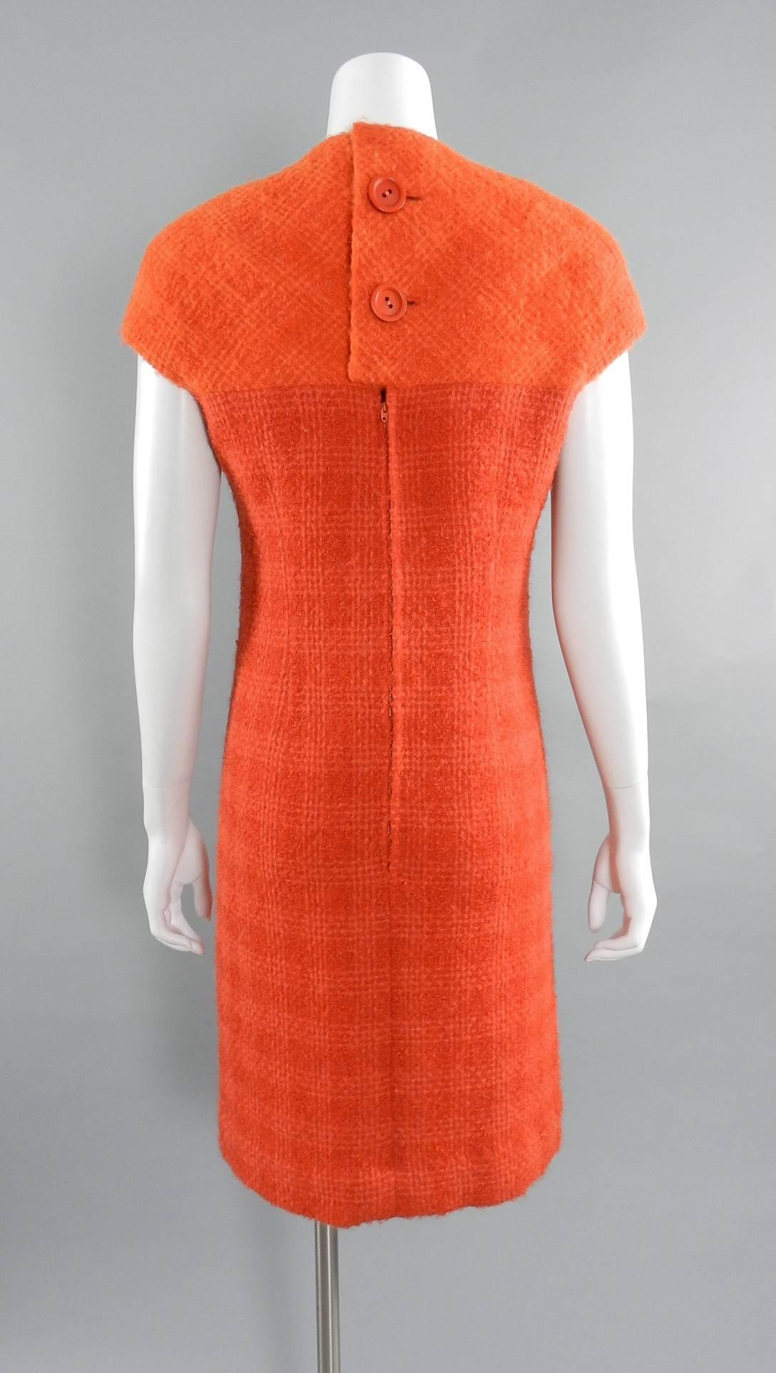 Norman Hartnell Vintage Orange Wool Dress and Jacket Suit, early 1960s  In Excellent Condition In Toronto, ON