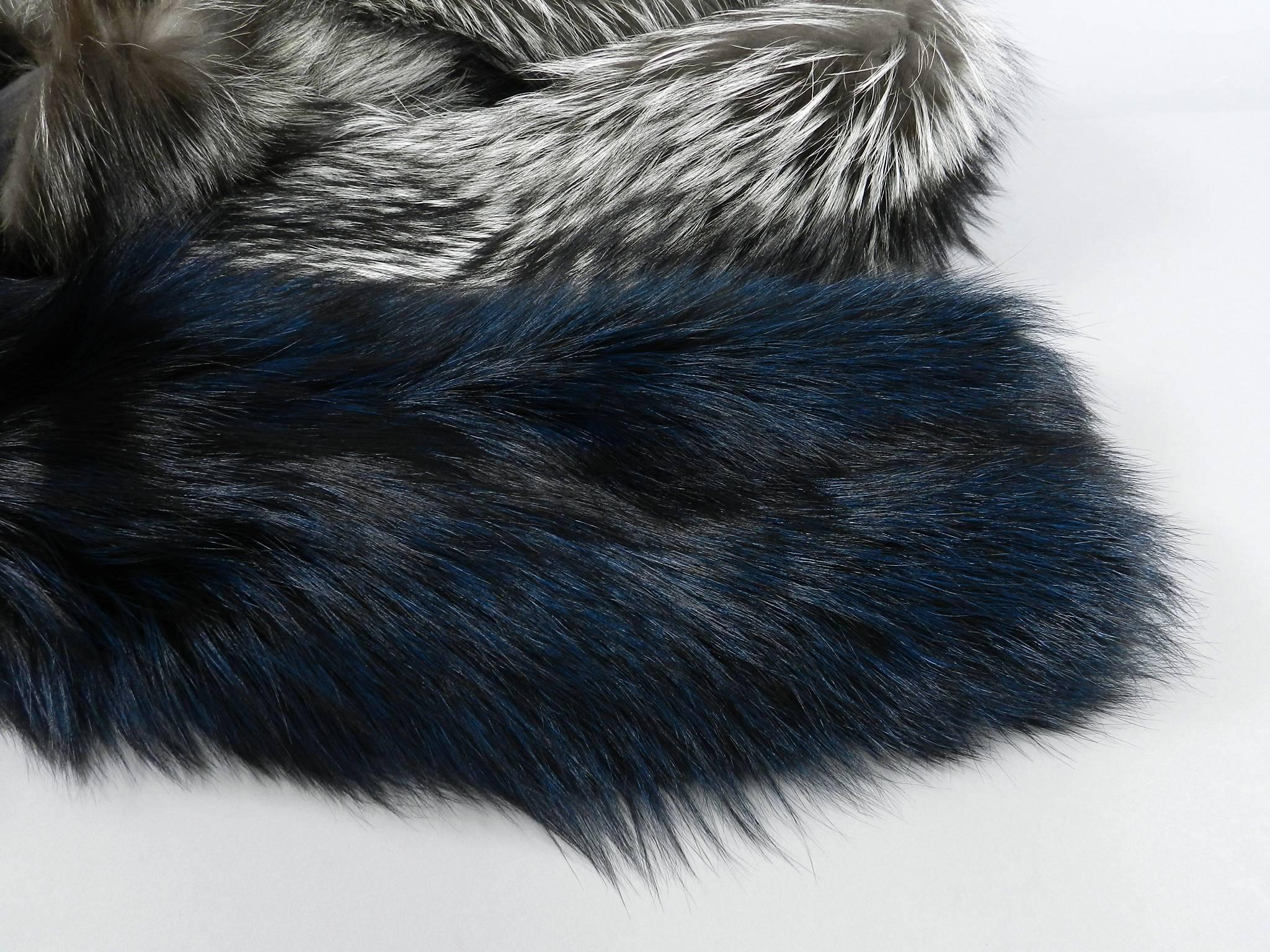 Lanvin fall 2010 Silver fox fur scarf / stole with 1 sleeve 4