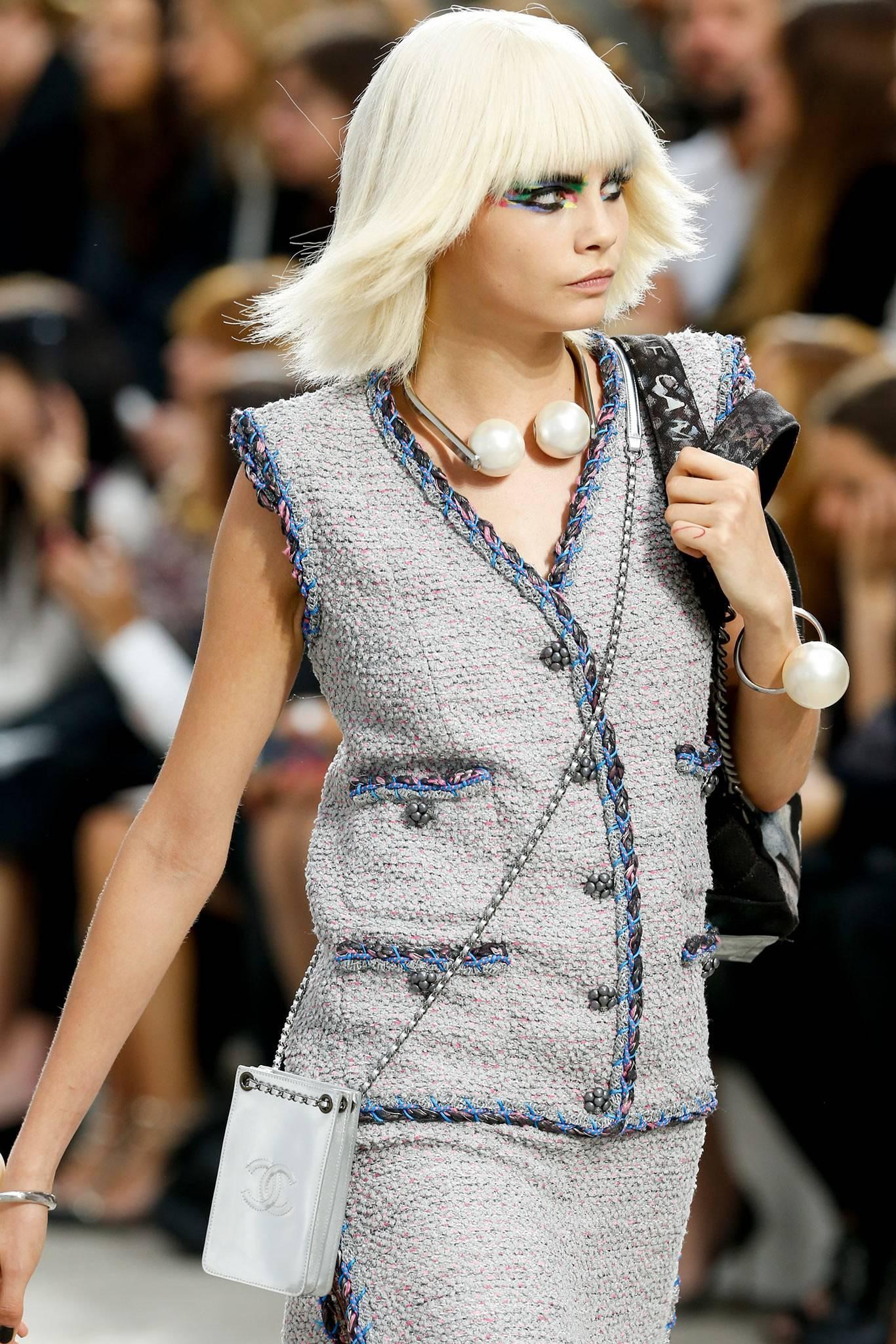 chanel crossbody phone case