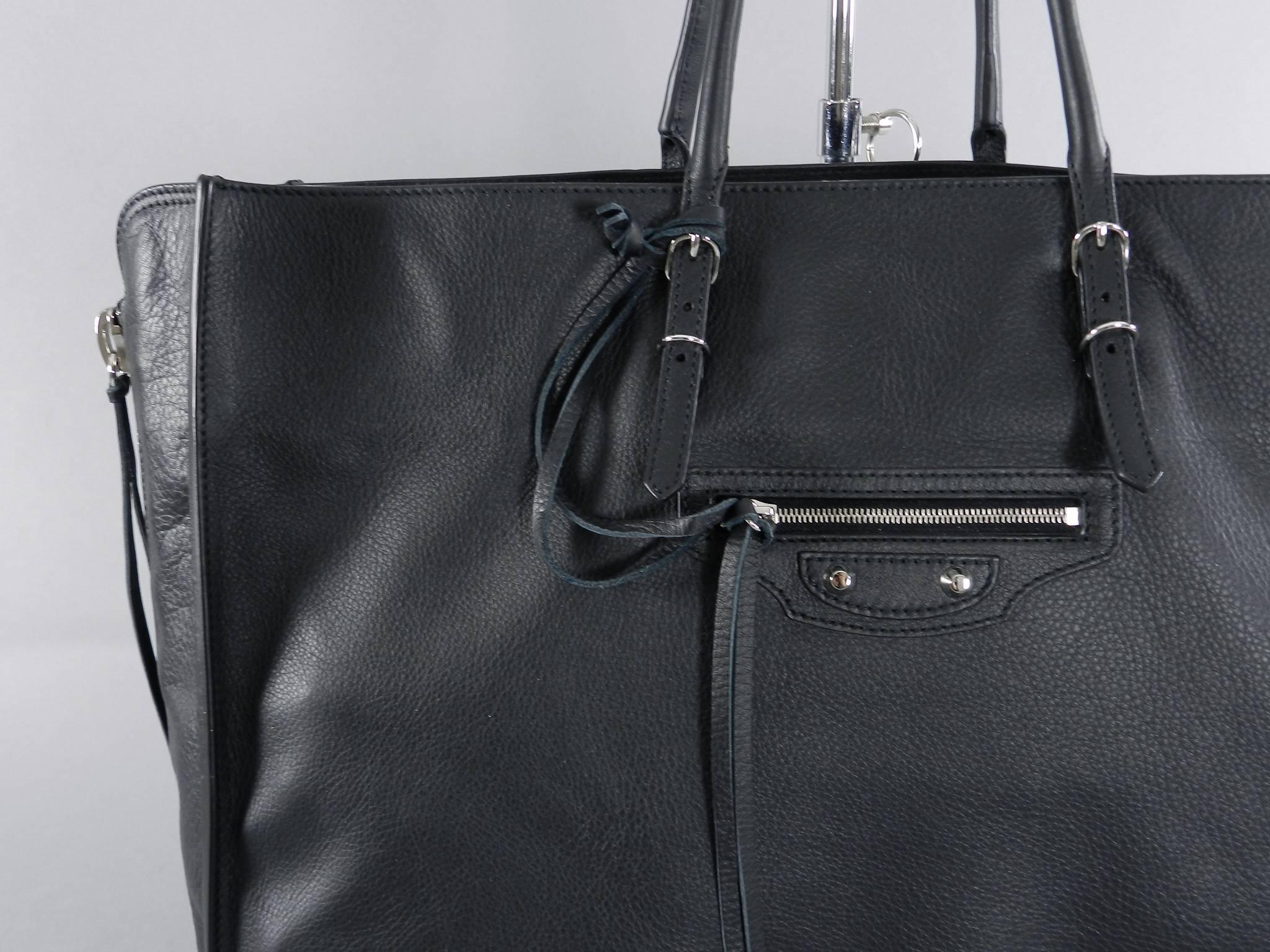 Women's Balenciaga Papier A4 Black Zip Around Tote Bag