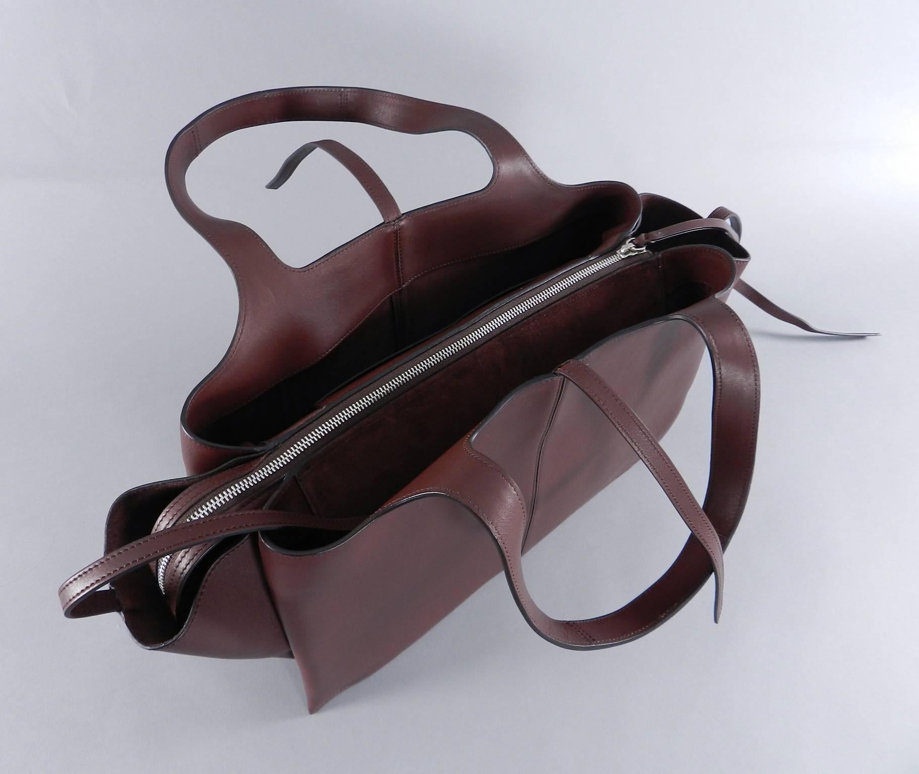 Celine Burgundy Trifold Bag 2016 collection In Excellent Condition In Toronto, ON
