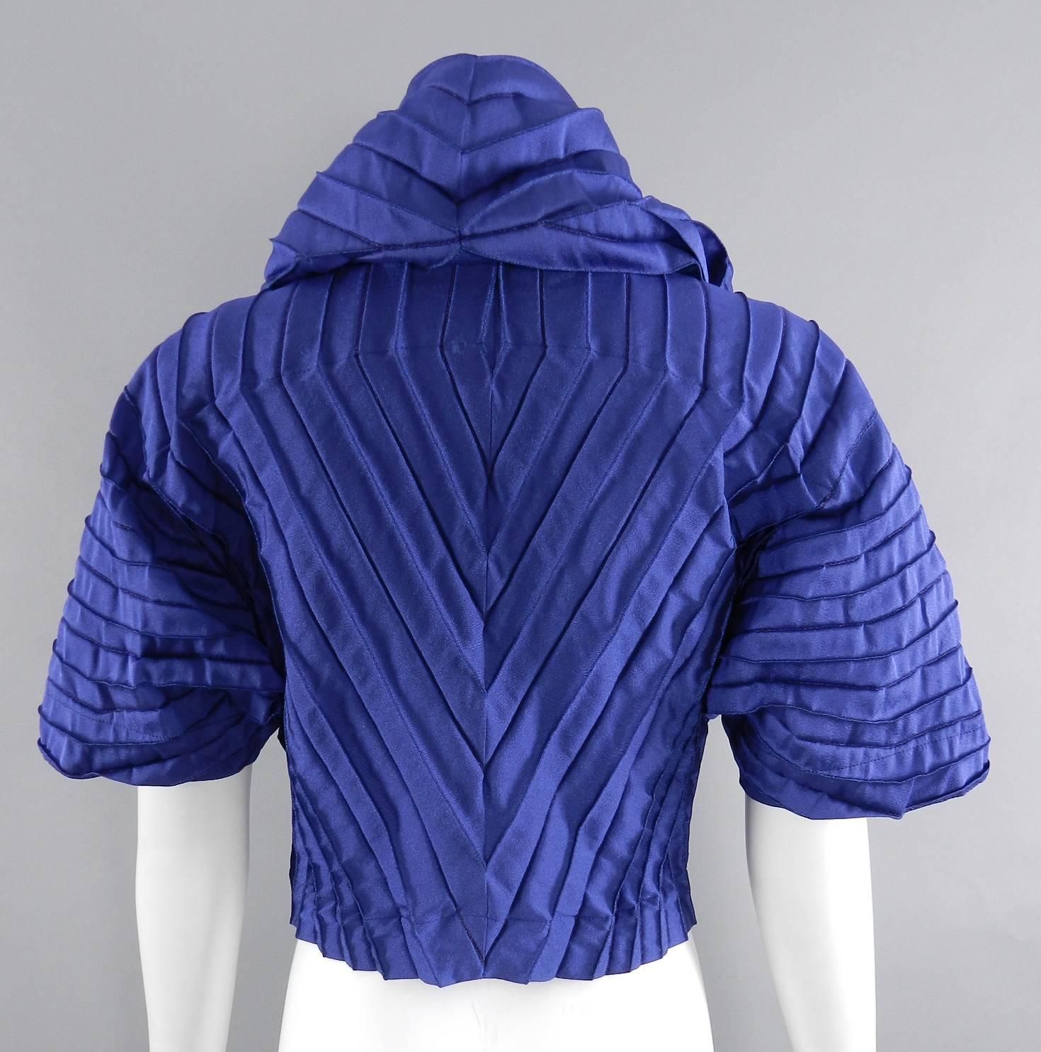 Issey Miyake Blue Pleated Evening Jacket In Excellent Condition In Toronto, ON