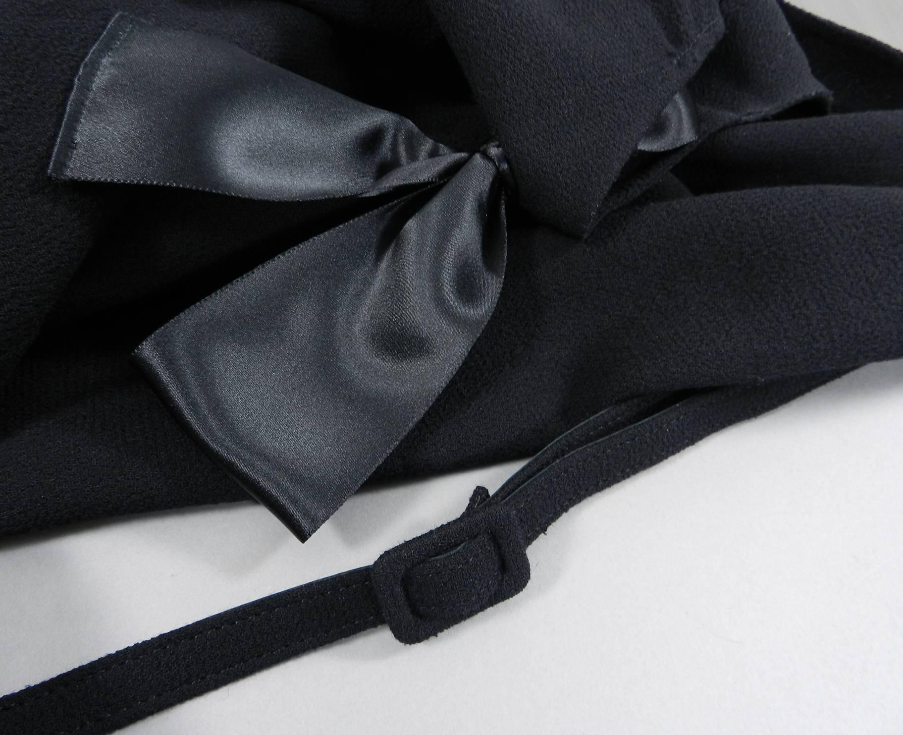 Oscar de la Renta Black Wool Cocktail Dress with Silk Satin Bows 3