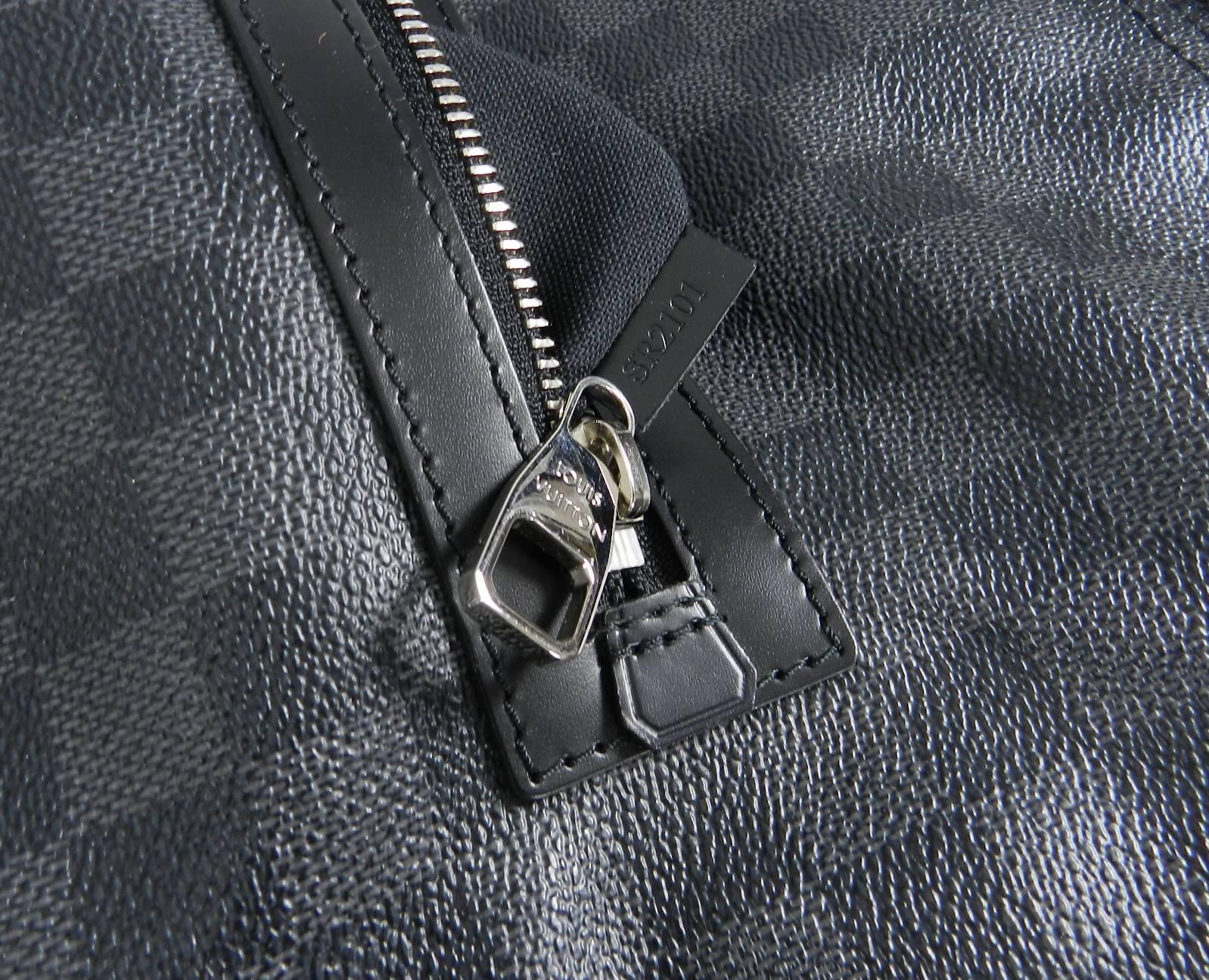Louis Vuitton Damier graphite Mick GM messenger bag 1