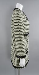 Chanel vintage 1980's Thick Tweed Ivory and Black CC logo Jacket