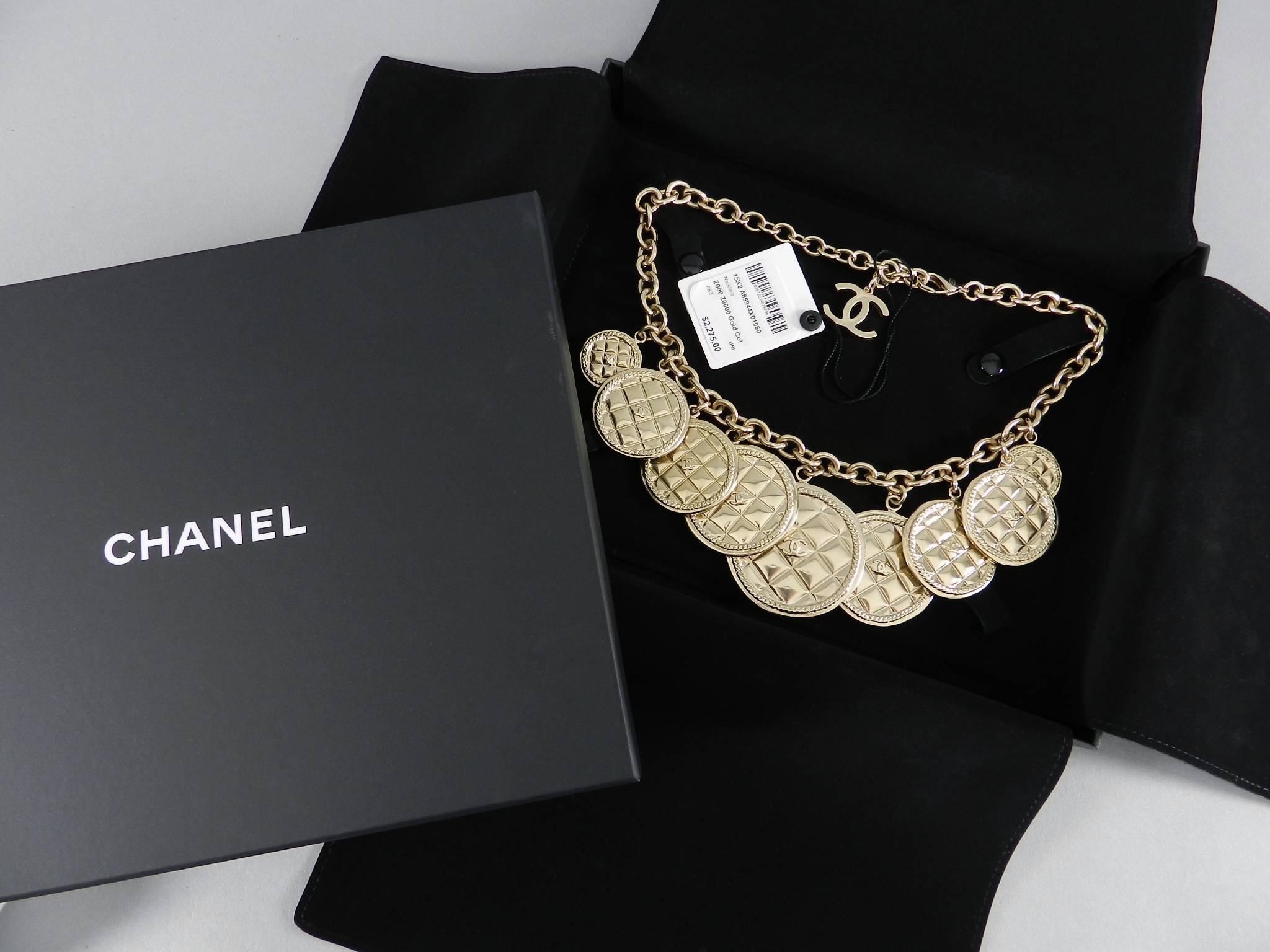 Chanel 2015 fall 15k Runway Gold Coin Necklace 1