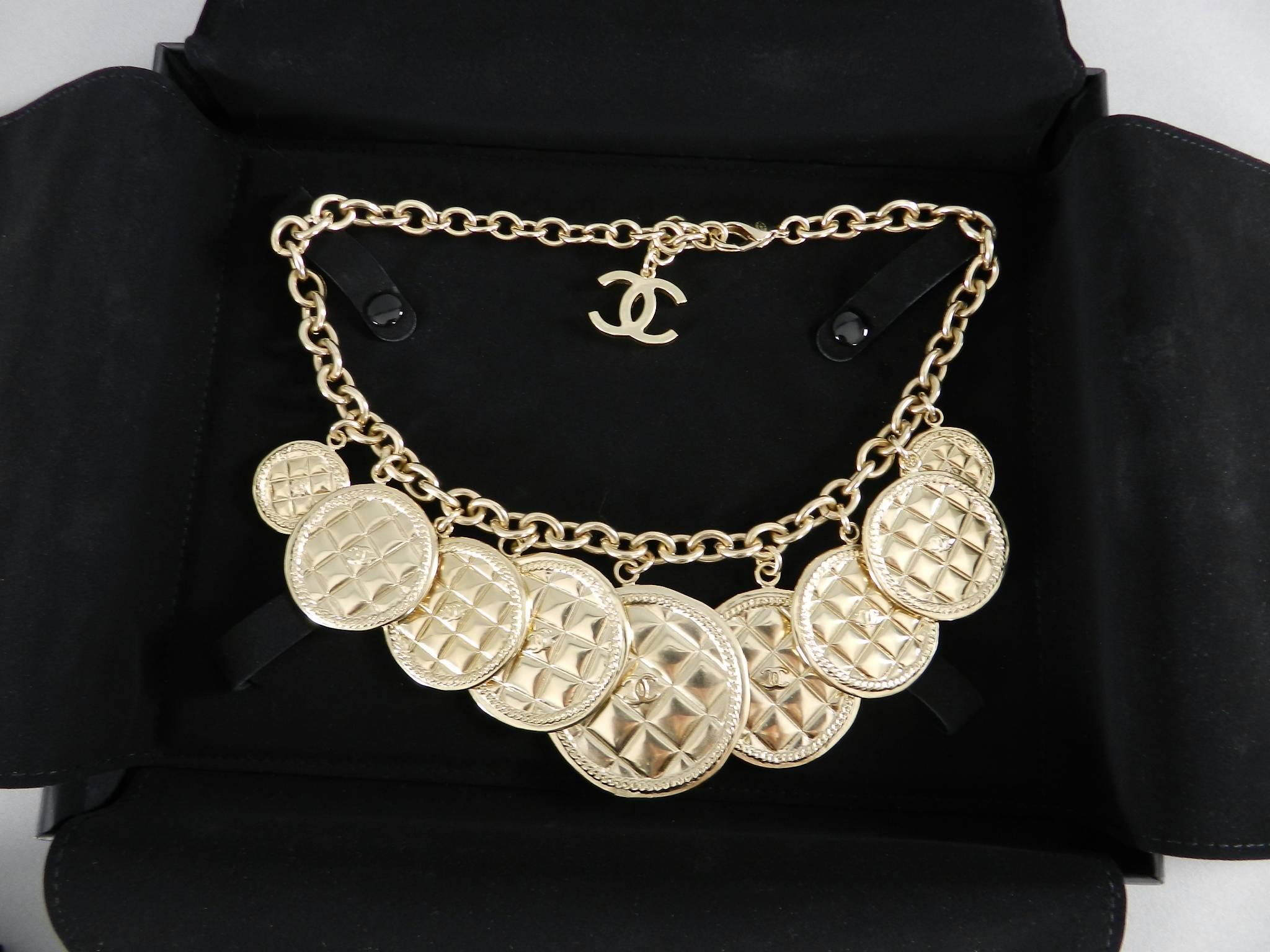 Chanel 2015 fall 15k Runway Gold Coin Necklace 3