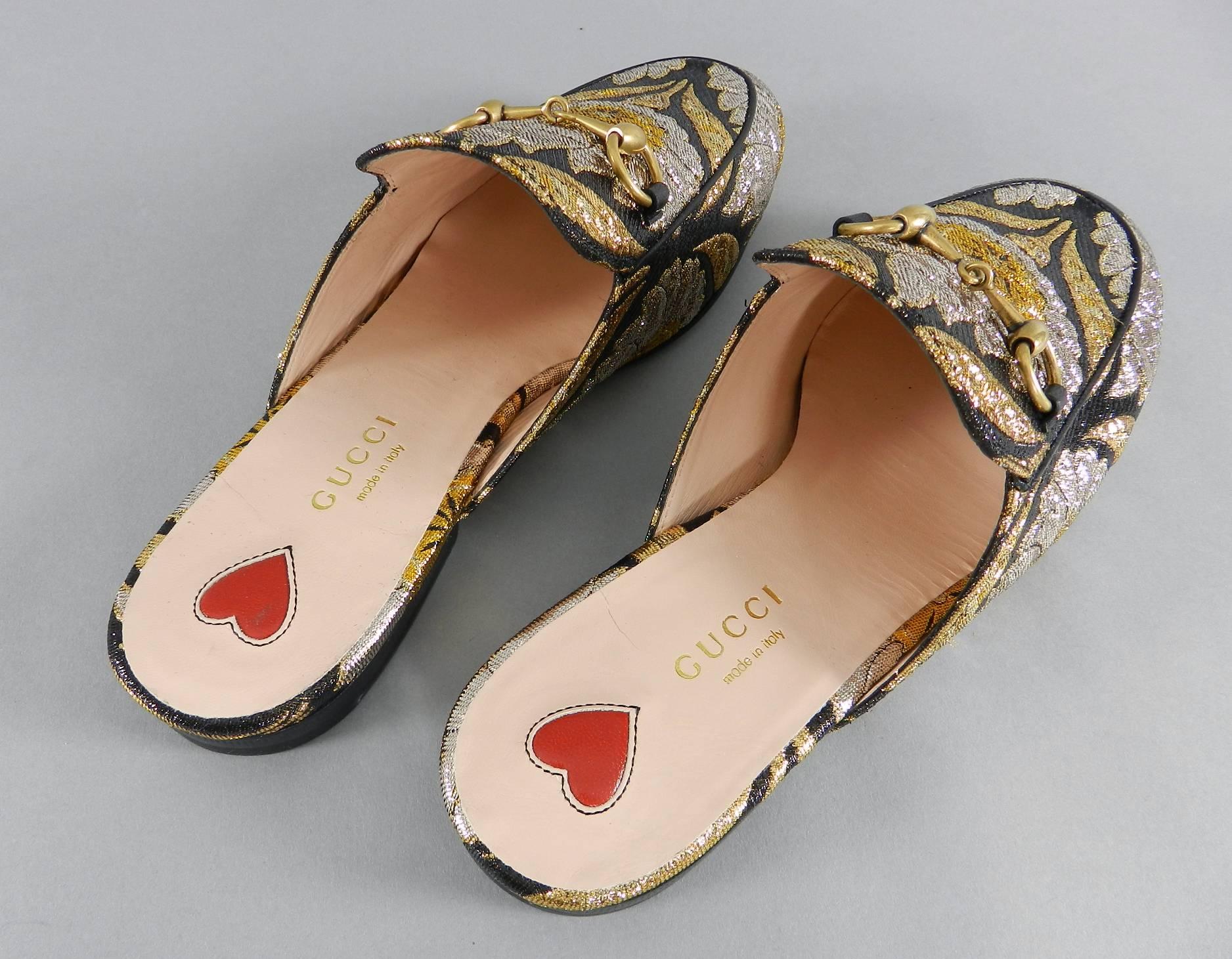 Gucci Princetown Gold Brocade Mules Loafers In New Condition In Toronto, ON