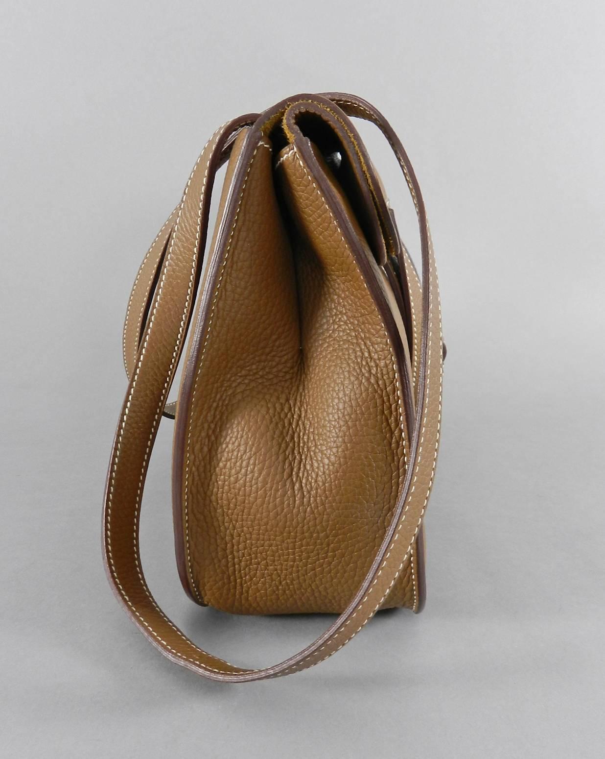Hermes Halzan Bag - 31 cm Taurillon Clemence Alezan 2014 In Excellent Condition In Toronto, ON