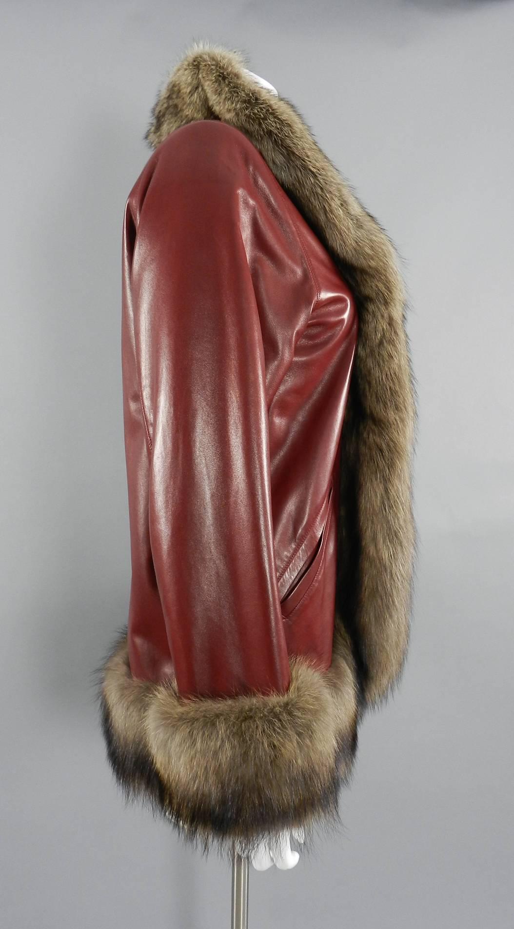 Yves Saint Laurent vintage AW 1998 Haute Couture Red Leather Fisher Fur Coat In Excellent Condition In Toronto, ON