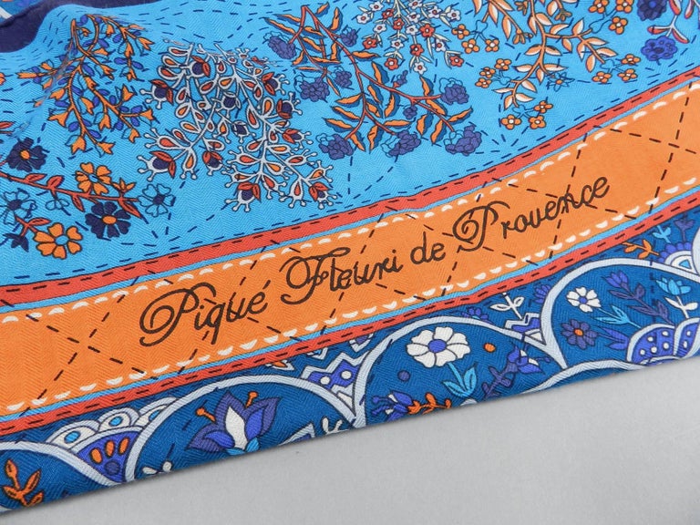 Hermès Scarf Piqué Fleuri de Provence 45 Pocket Square