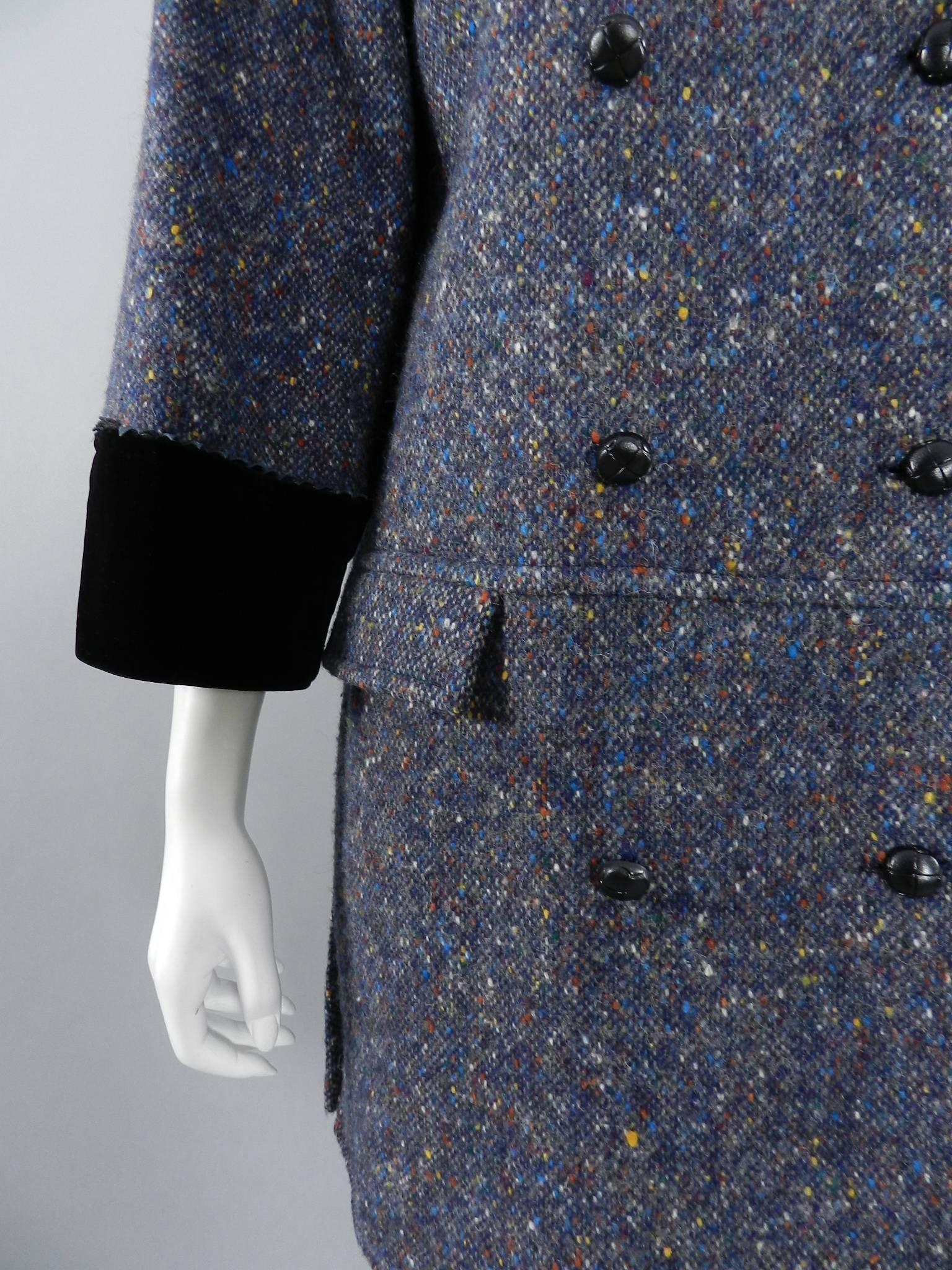 Nina Ricci Vintage 1970's Purple and blue Wool and Velvet Coat In Excellent Condition In Toronto, ON