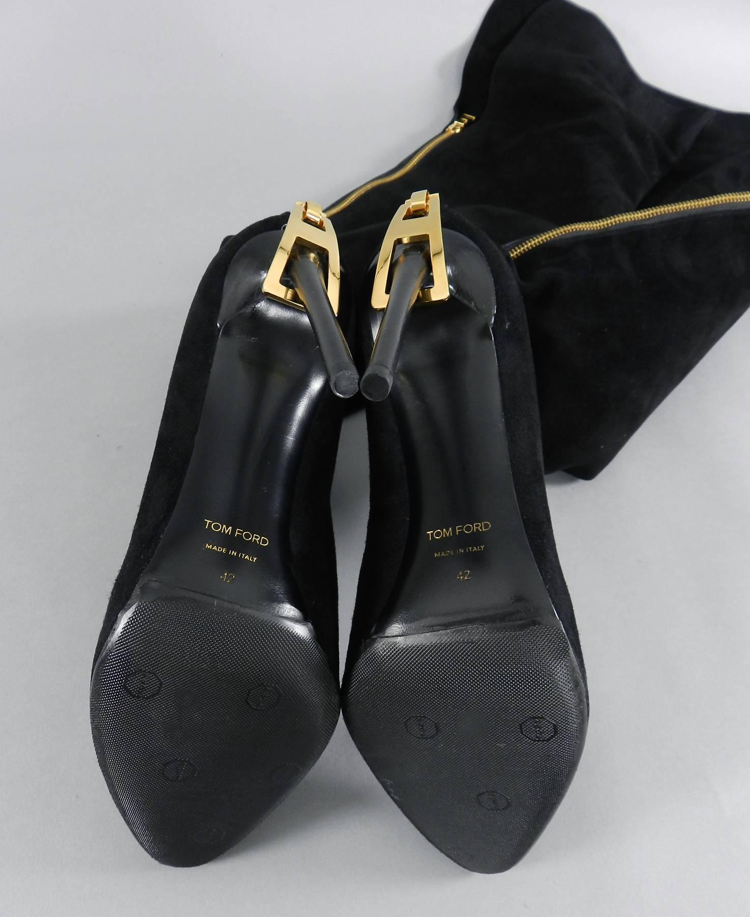 Tom Ford Over the Knee Black Suede Zipper Boots In Excellent Condition In Toronto, ON