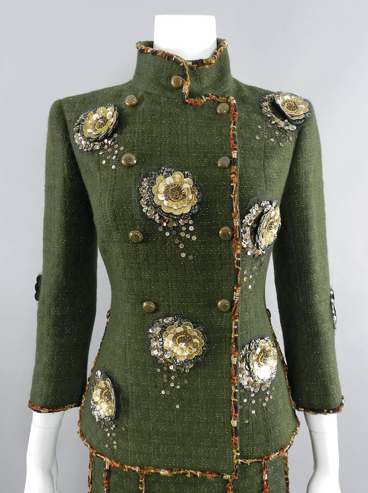 Women's Chanel Pre-Fall 2010 Shanghai Runway Green skirt Suit with Gold Lesage Camelias