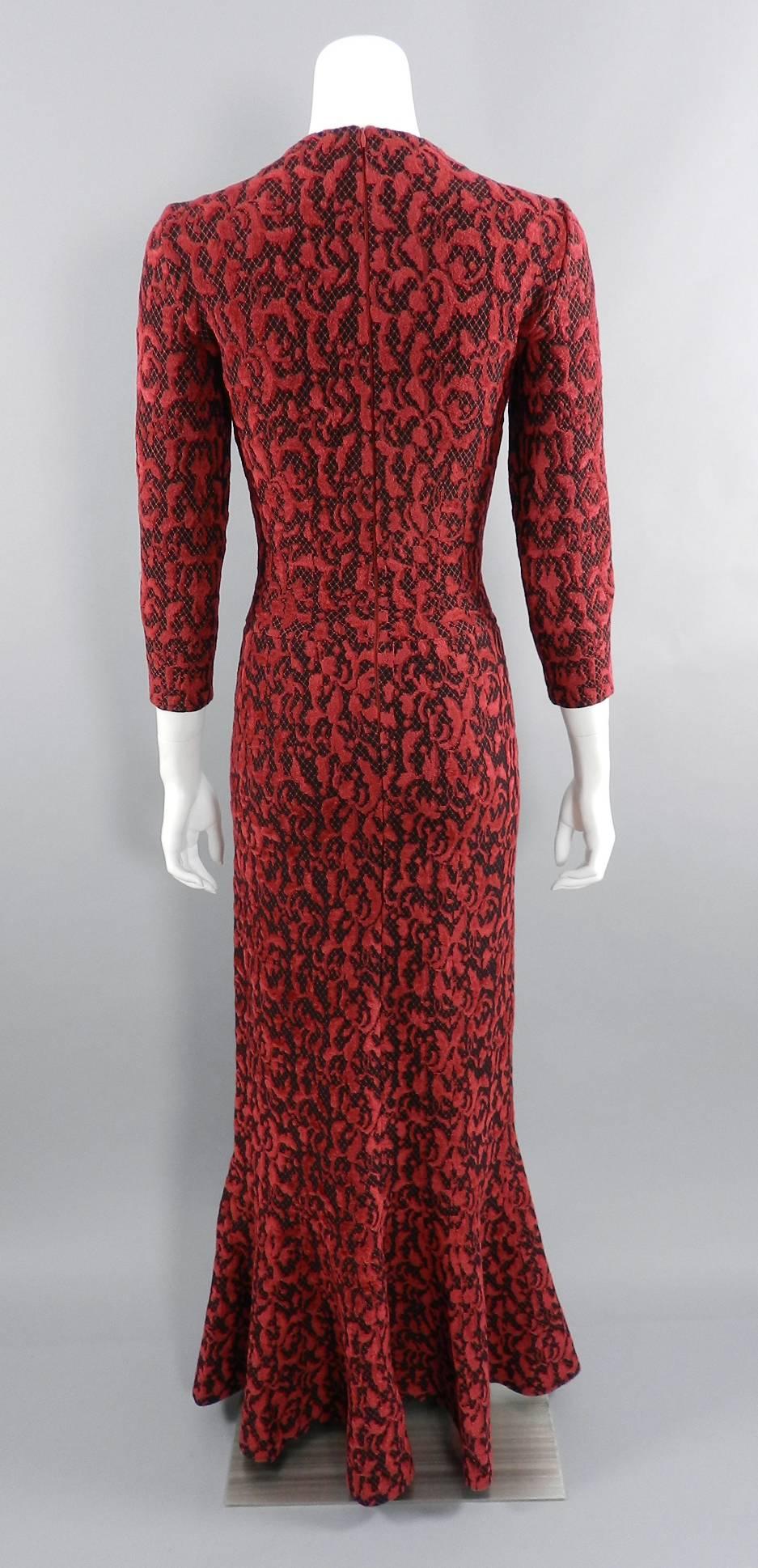 ALAIA Fall 2016 Runway Red and black flocked Lace Overlay Gown In Excellent Condition In Toronto, ON