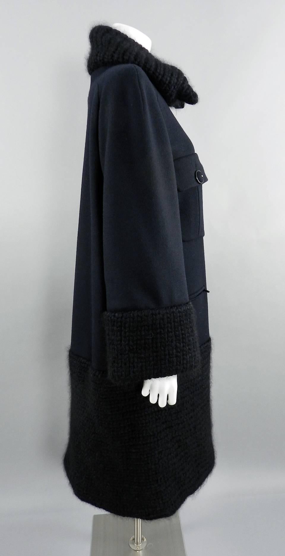 CHANEL 15B 2015 Black wool coat with mohair knit trim In Excellent Condition In Toronto, ON
