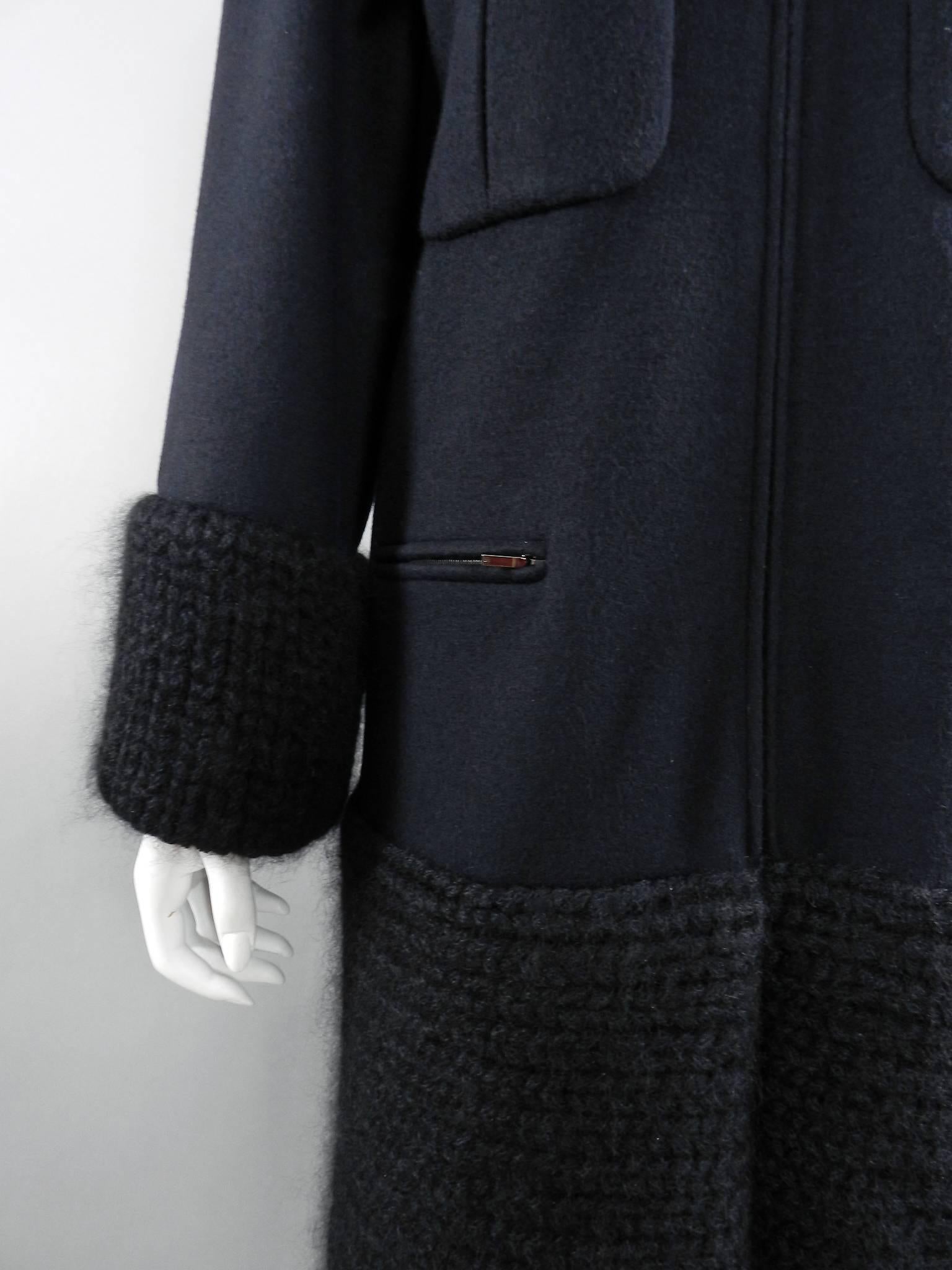 CHANEL 15B 2015 Black wool coat with mohair knit trim 5