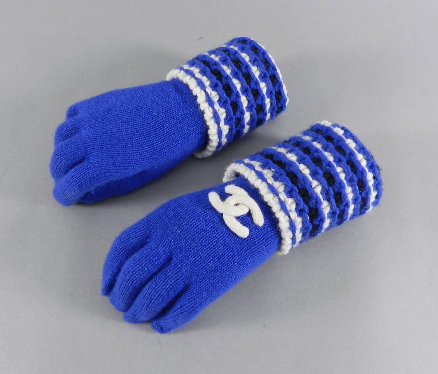 Purple Chanel Fall 2014 Supermarket Blue and White Cashmere Knit Scarf Hat Gloves Set