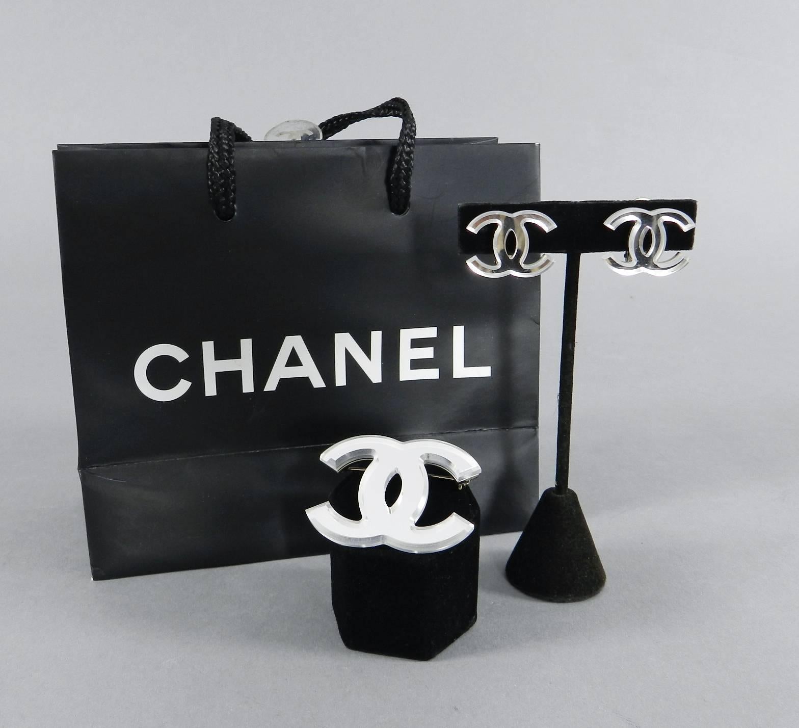 chanel paper clip