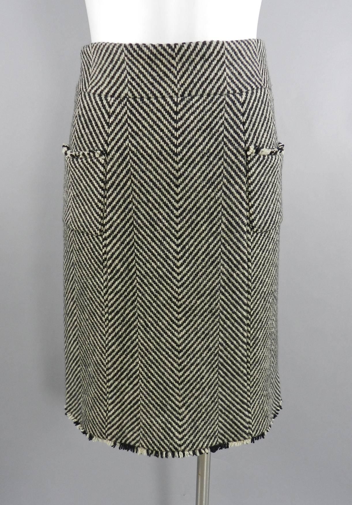 Chanel 06A Wool Herringbone Skirt Suit In Excellent Condition In Toronto, ON