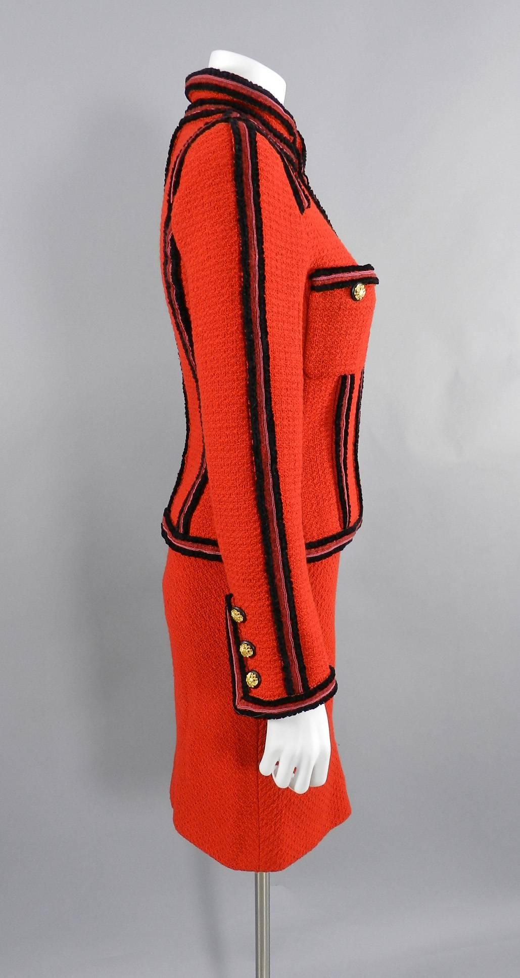 Chanel 09A Moscow Russian Collection Red Runway Skirt Suit In Excellent Condition In Toronto, ON