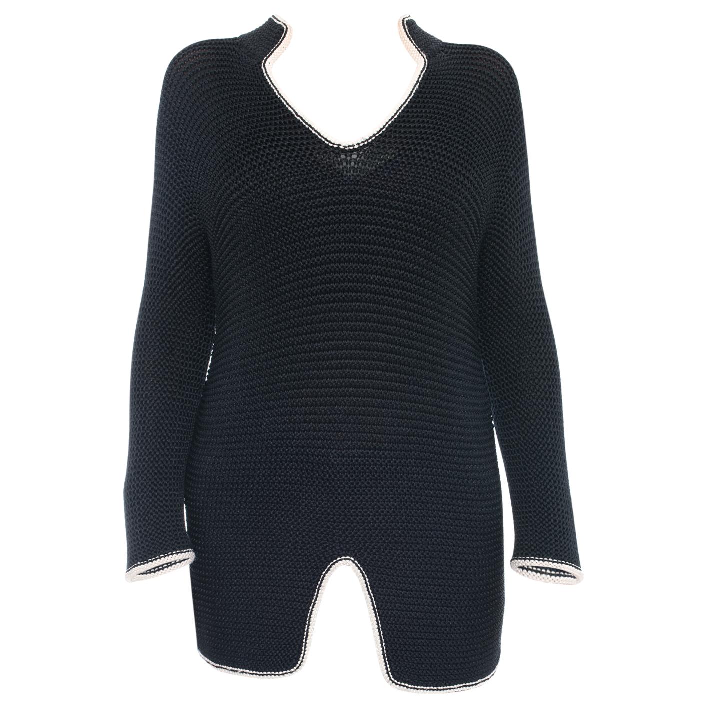 Chanel 08P Navy Knit Sweater Dress / Top with White Trim - 38