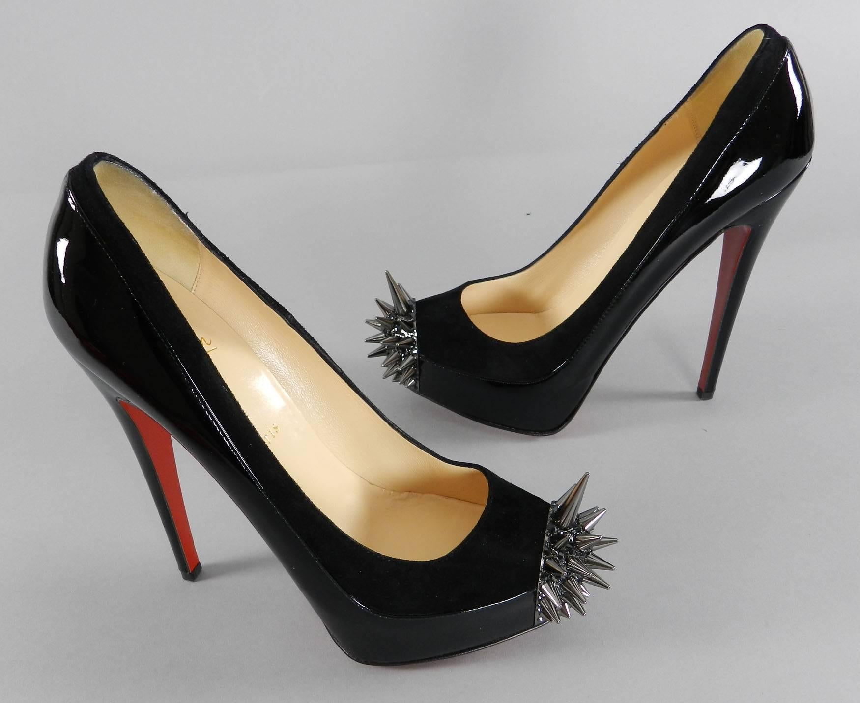 Christian Louboutin Asteroid Pump In New Condition In Toronto, ON