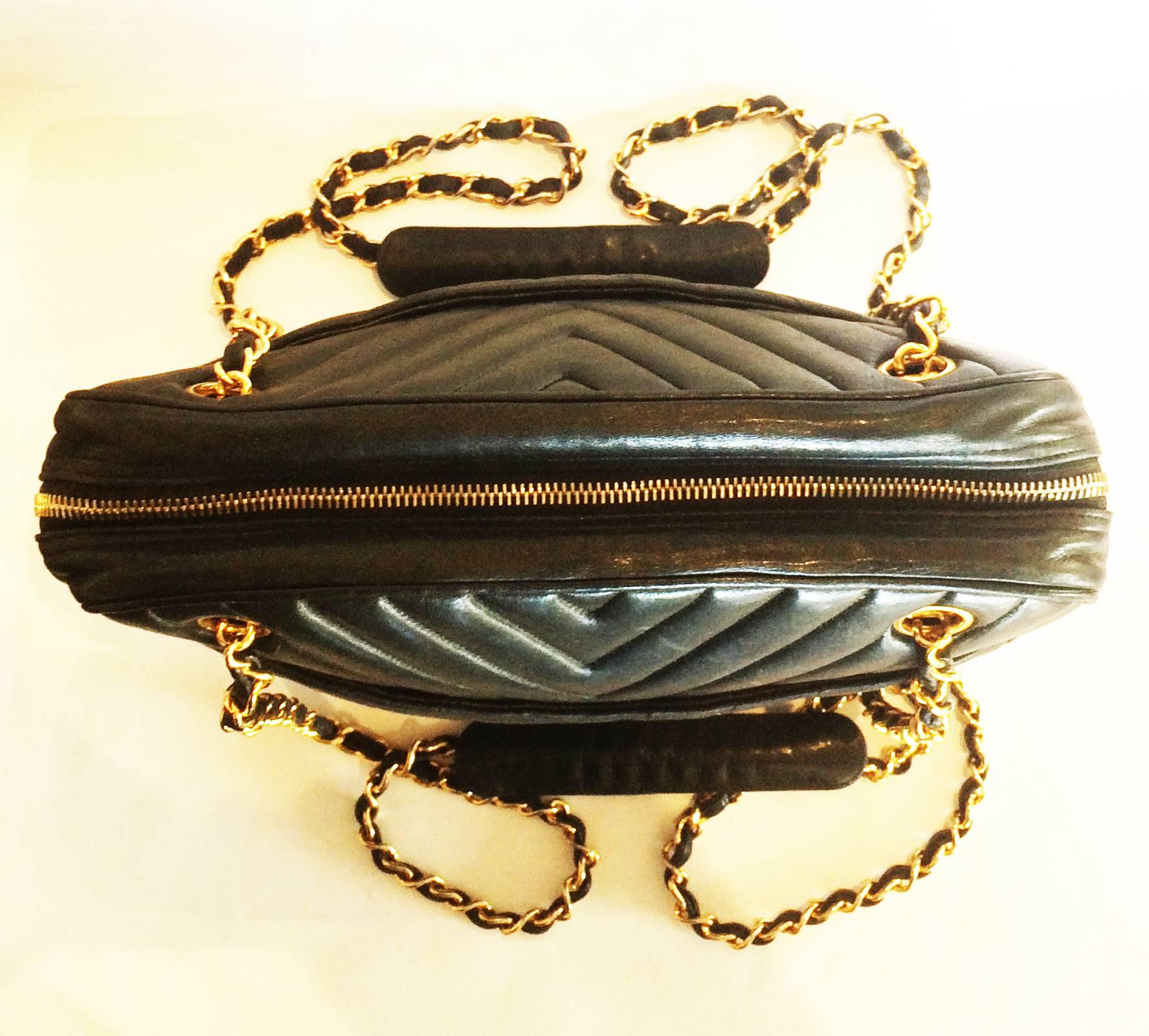 Women's Authentic Chanel Black V Stitch Handbag Bag