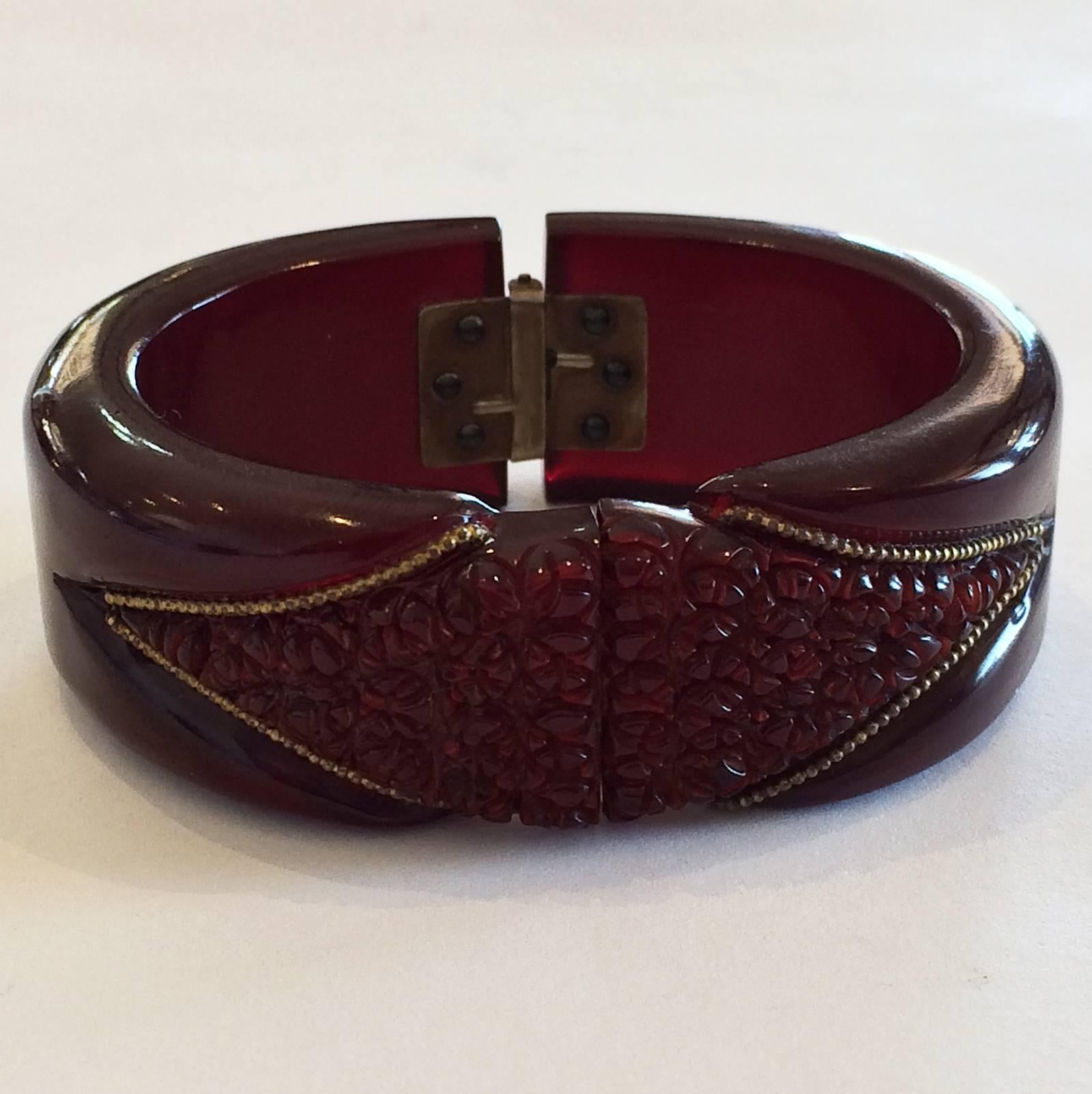 bakelite amber
