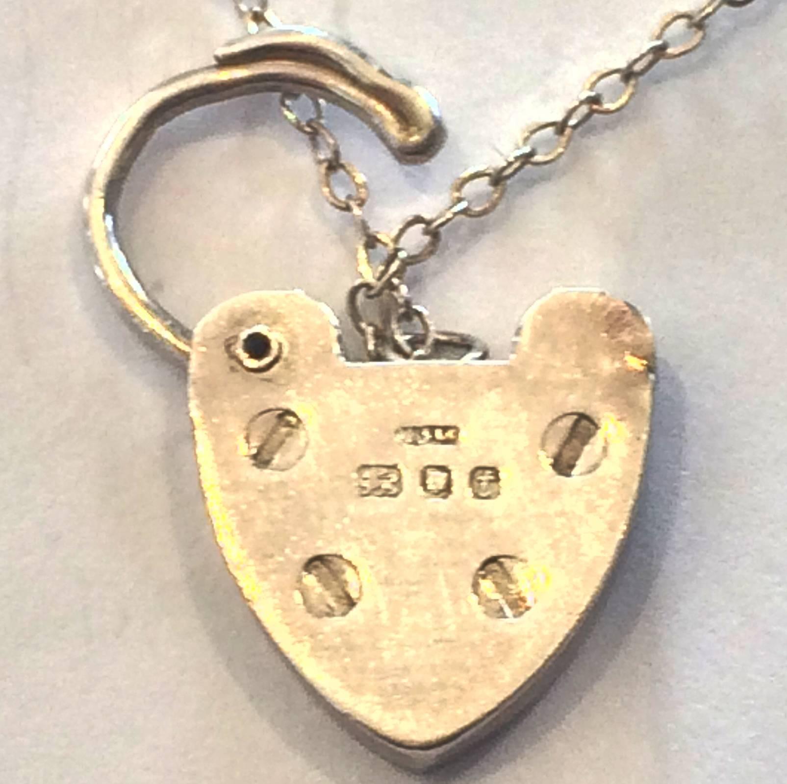 Vintage Sterling Silver loaded charm bracelet  In Excellent Condition In Daylesford, Victoria
