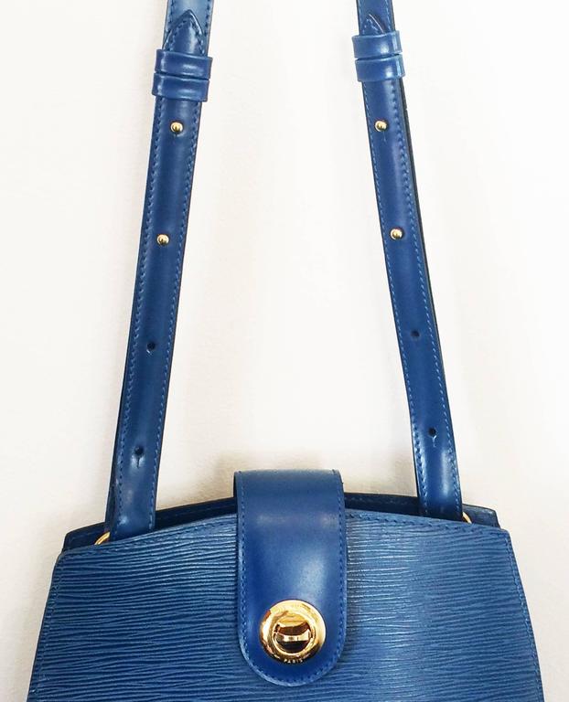 Authentic Louis Vuitton EPI Leather blue Cluny shoulder bag handbag purse at 1stdibs
