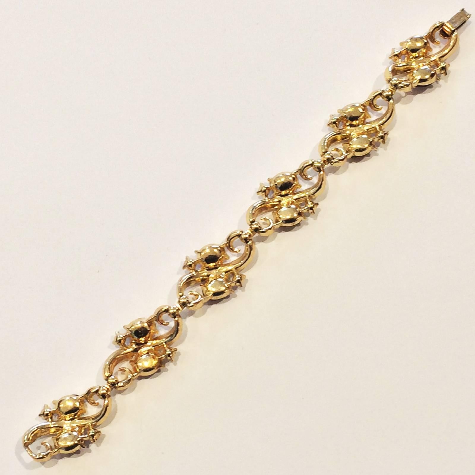 Modern Mid Century Trifari bracelet designed by Alfred Phillipe 