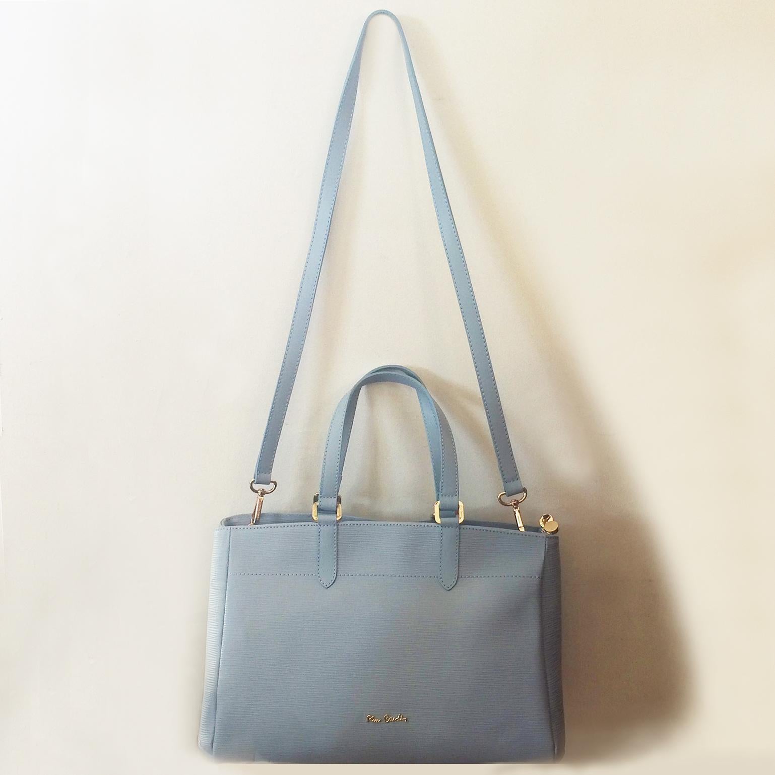 Pierre Cardin Pale Baby Blue Leather handbag bag  In New Condition In Daylesford, Victoria