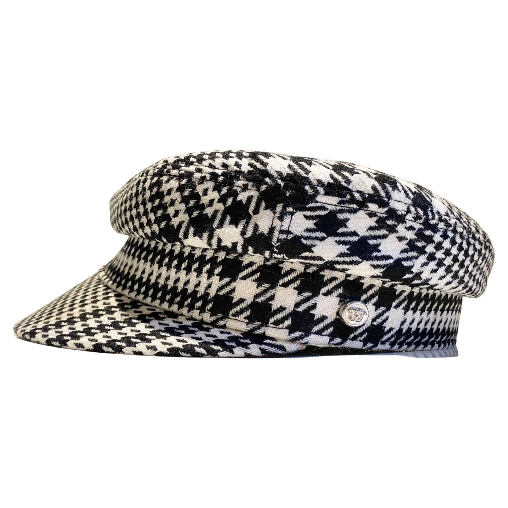 1990s Gianni Versace Black and White Houndstooth Flat Cap For Sale