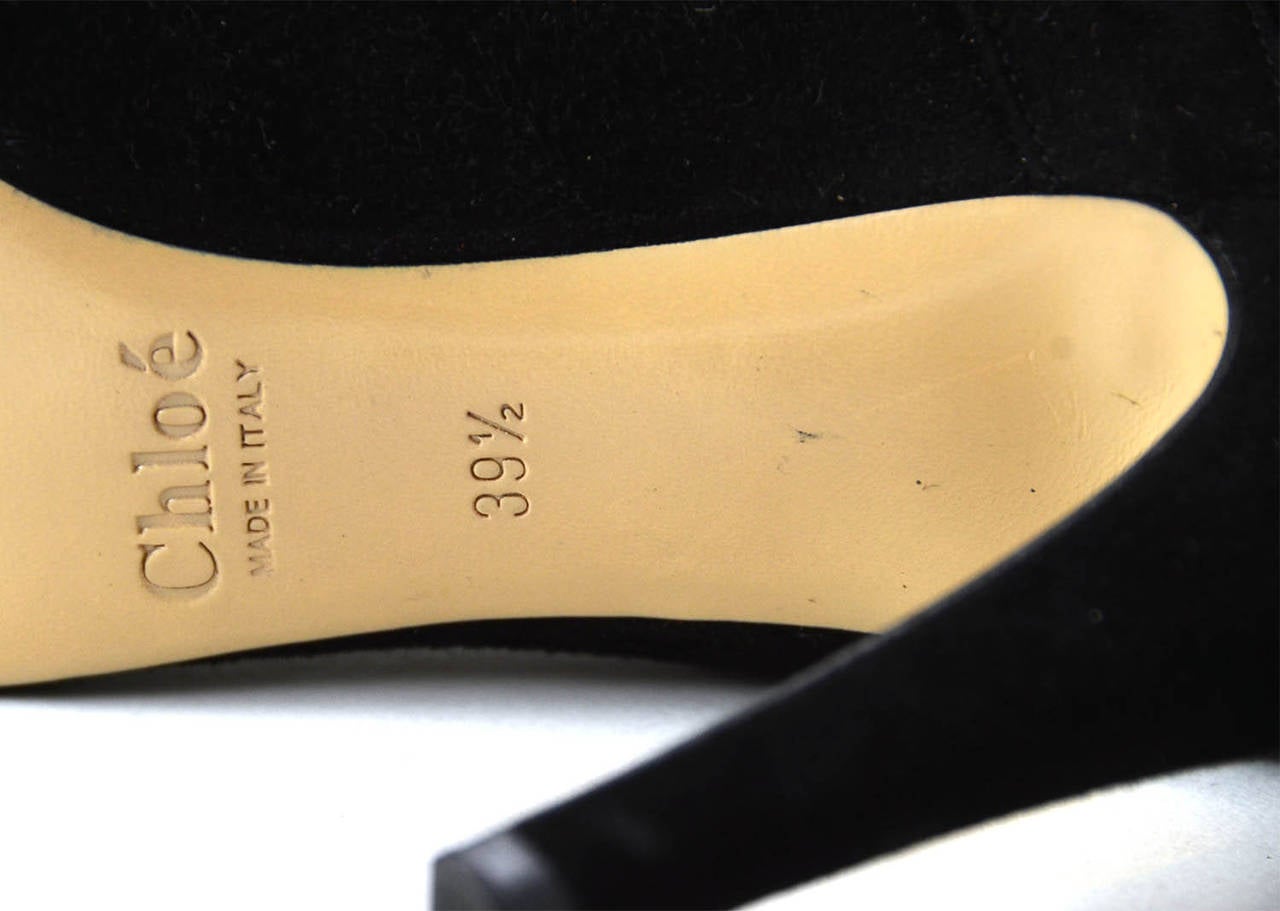 CHLOE Black Suede Point Toe Pumps w/ Crystal Bow Detail sz 8.5 4