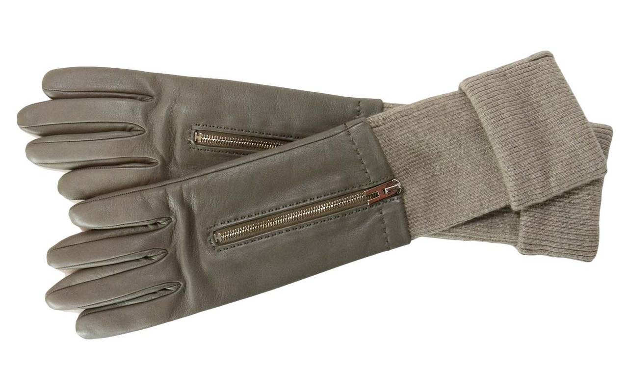 HERMES Grey Leather Gloves w/ Beige Cashmere Cuffs and H Zipper sz 6 at  1stDibs